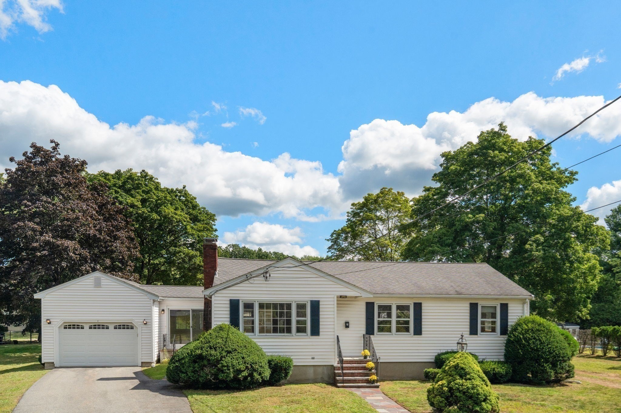7 Eugley Park West, North Reading, MA 01864