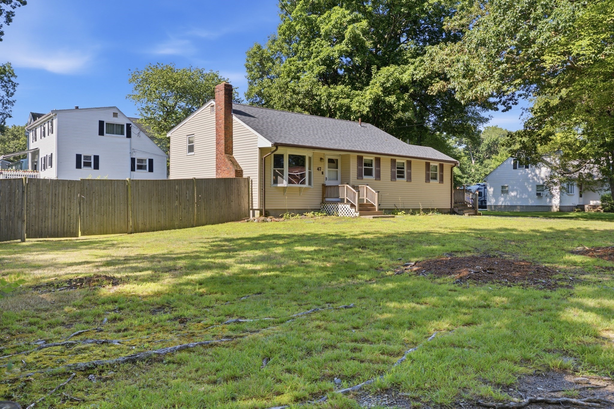 47 W Shore Rd, Holbrook, MA 02343
