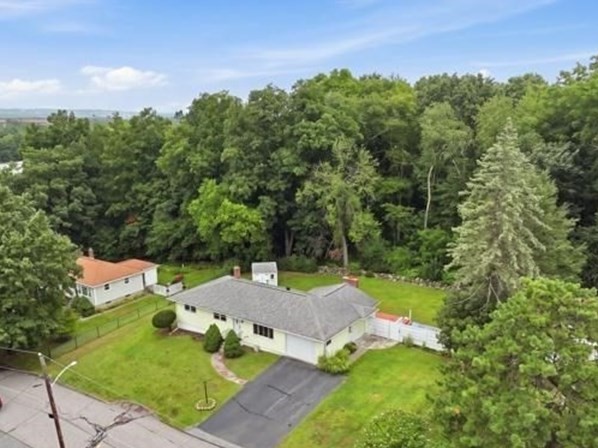 7 Hawthorne Street, Grafton, MA 01536