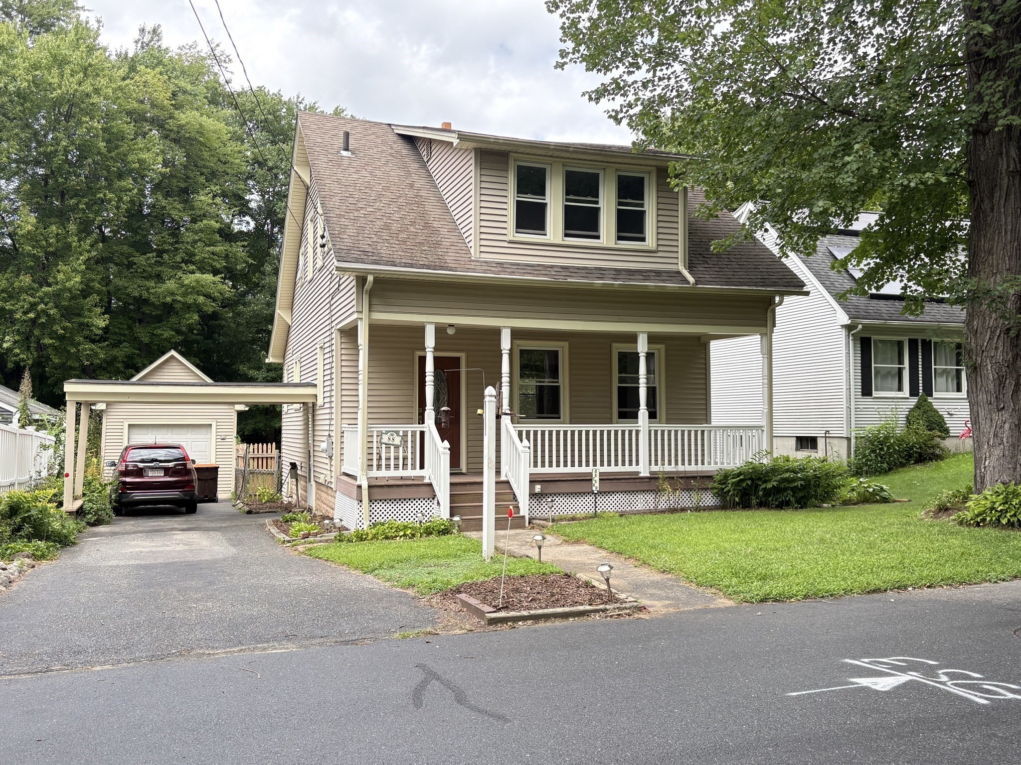 88 Carr Avenue, Agawam, MA 01001