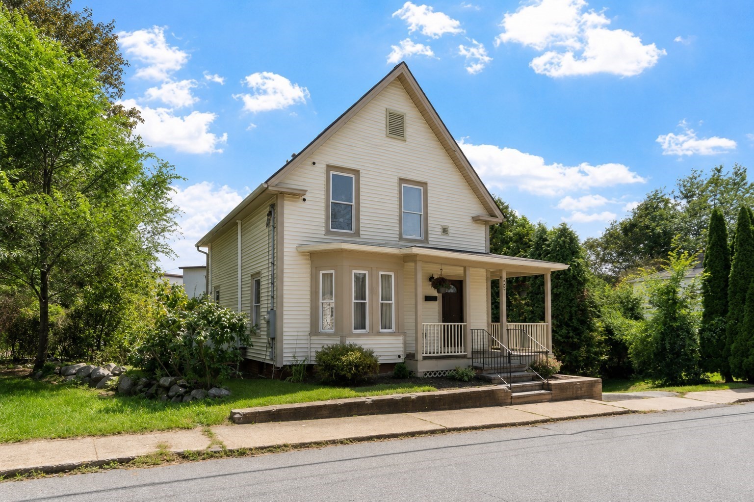 460 Pleasant St, Gardner, MA 01440 - Image 2