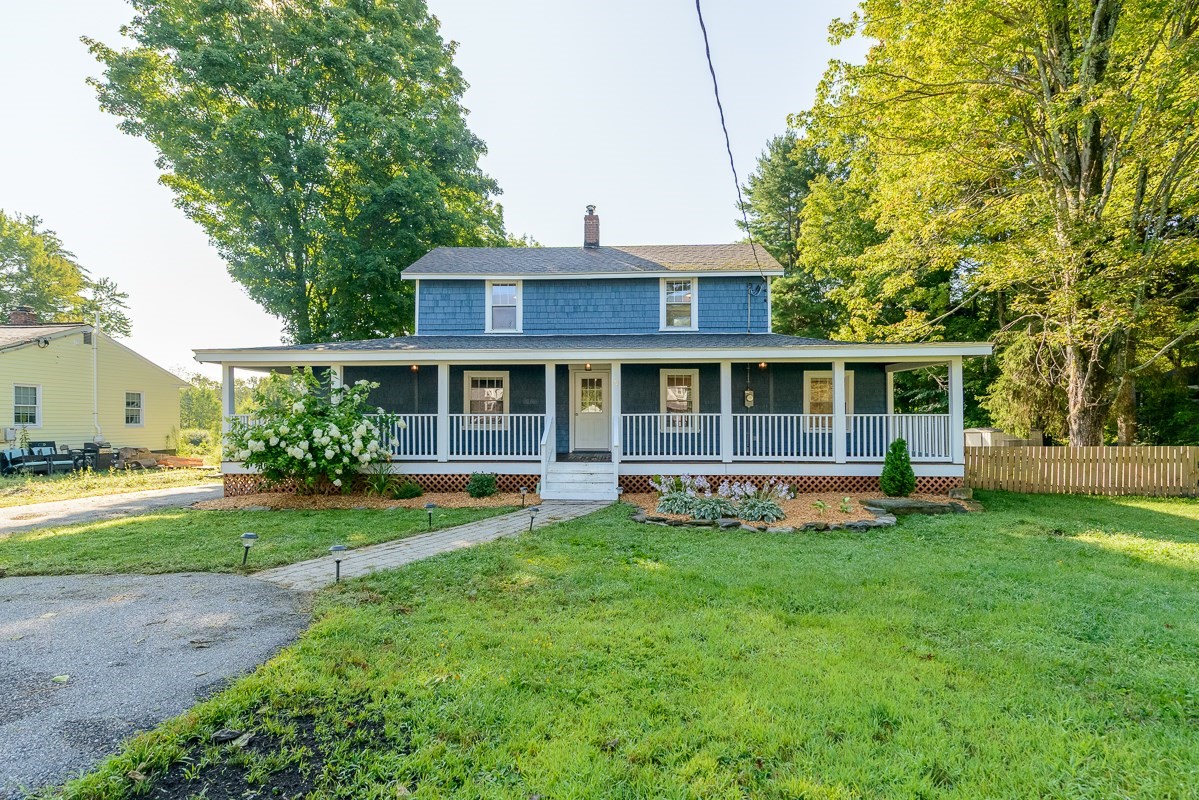 50 Whiting St, Lunenburg, MA 01462