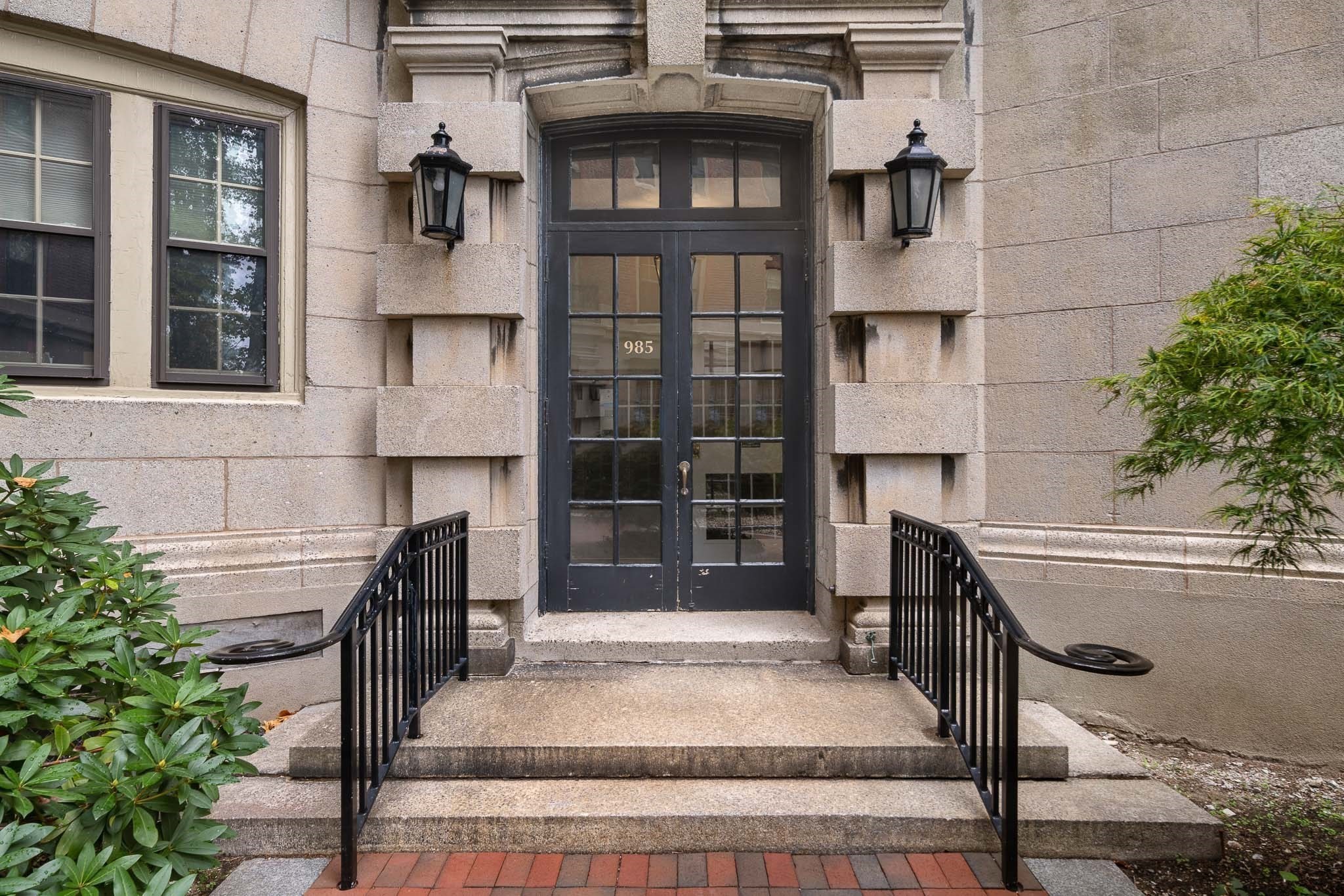 985 Memorial Drive Unit 401, Cambridge, MA 02138