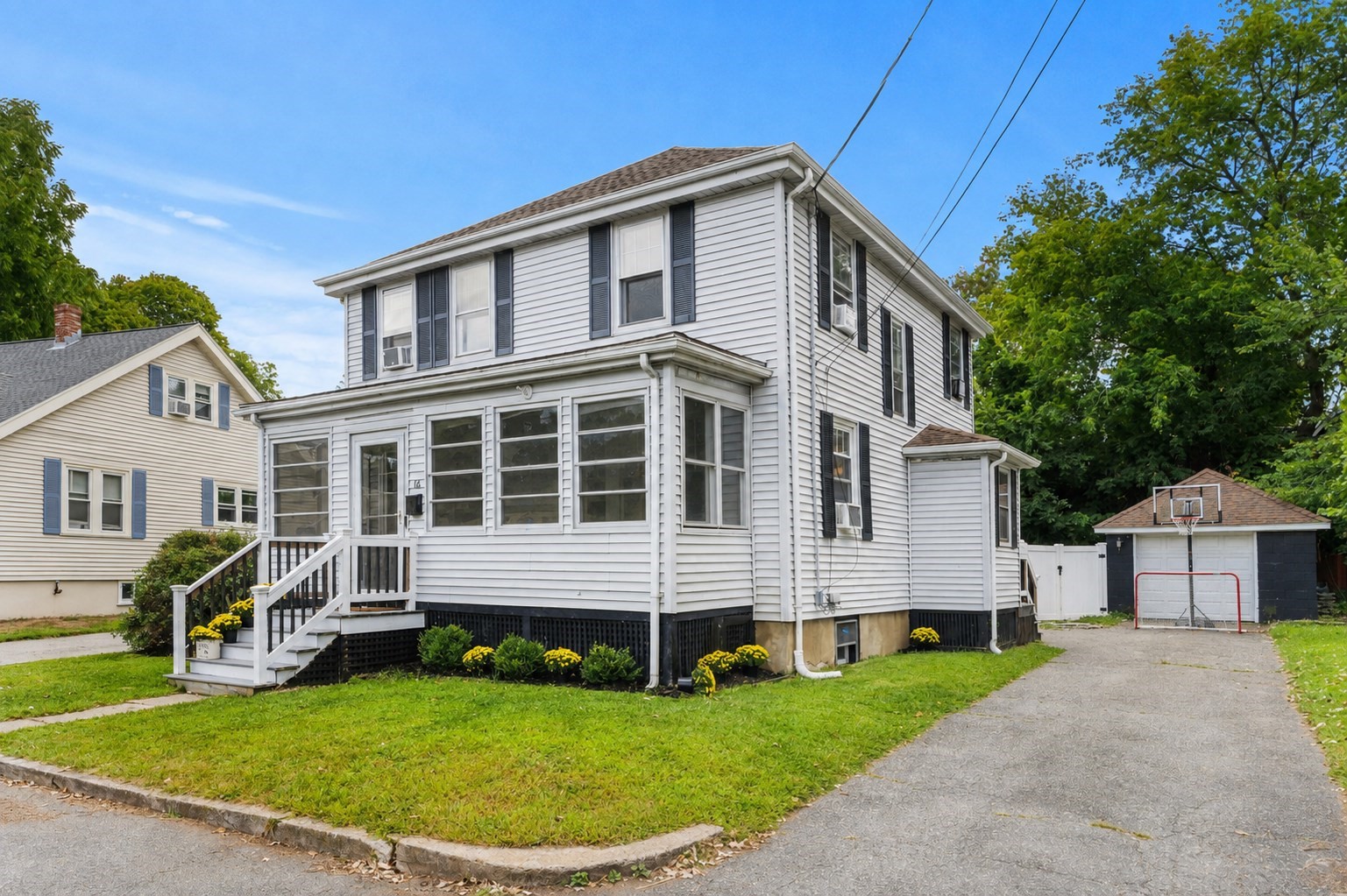 16 Maple Ave, Danvers, MA 01923