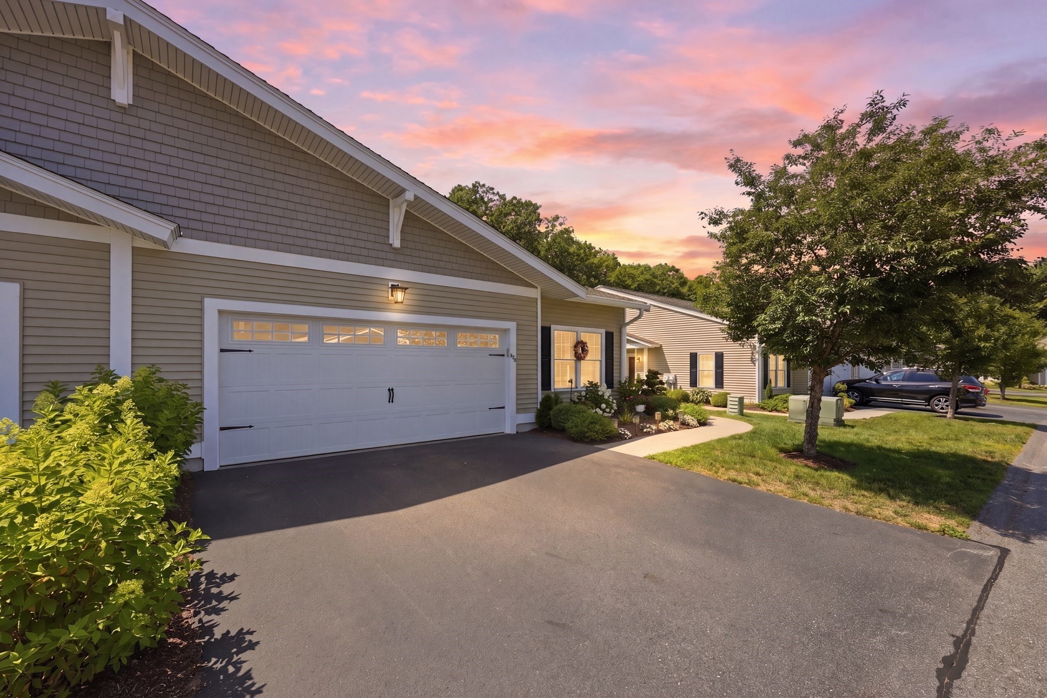 89 Rogerson Crossing Unit 89, Uxbridge, MA 01569