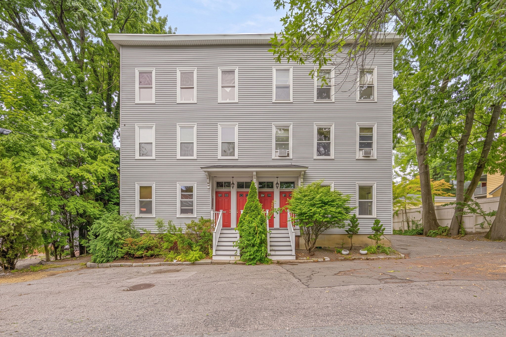 15 Fallon Pl Unit 15A, Cambridge, MA 02138