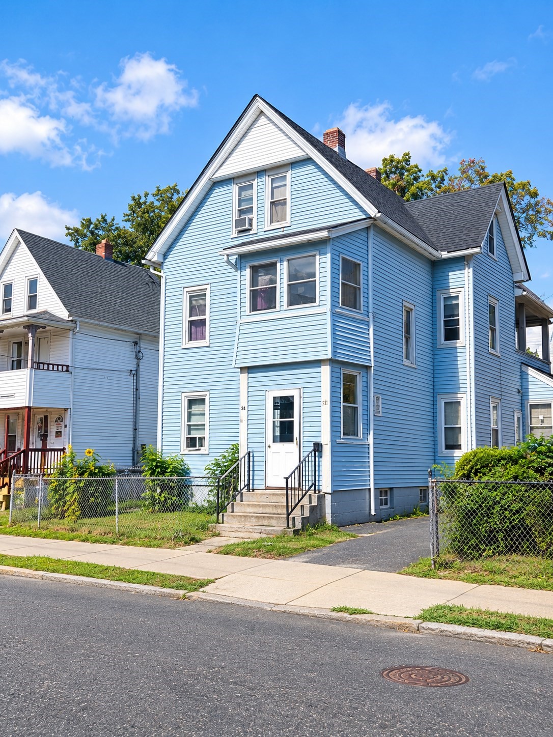 31 Hayden Ave, Springfield, MA 01109