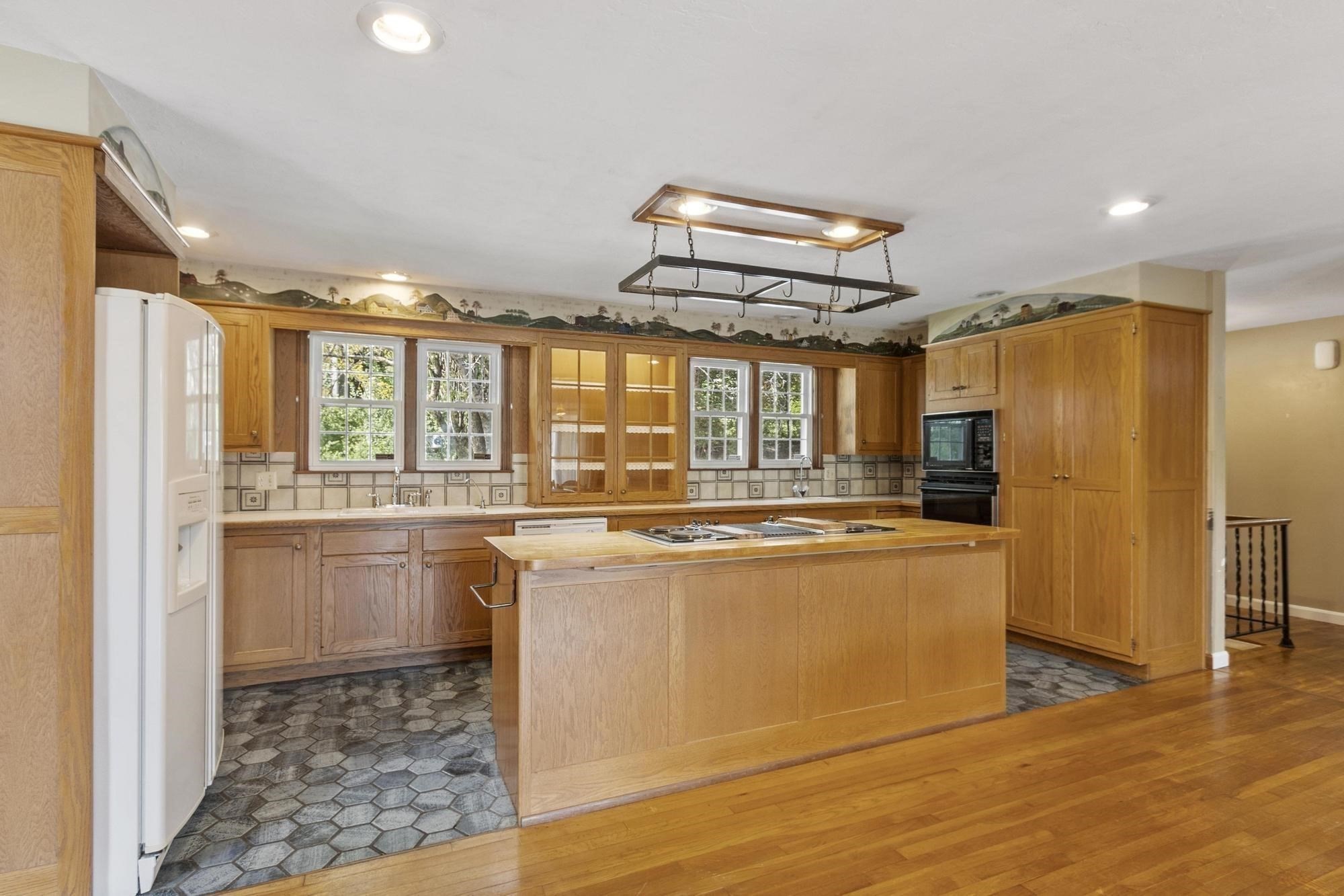 40 Mill St, Gardner, MA 01440 - Image 9