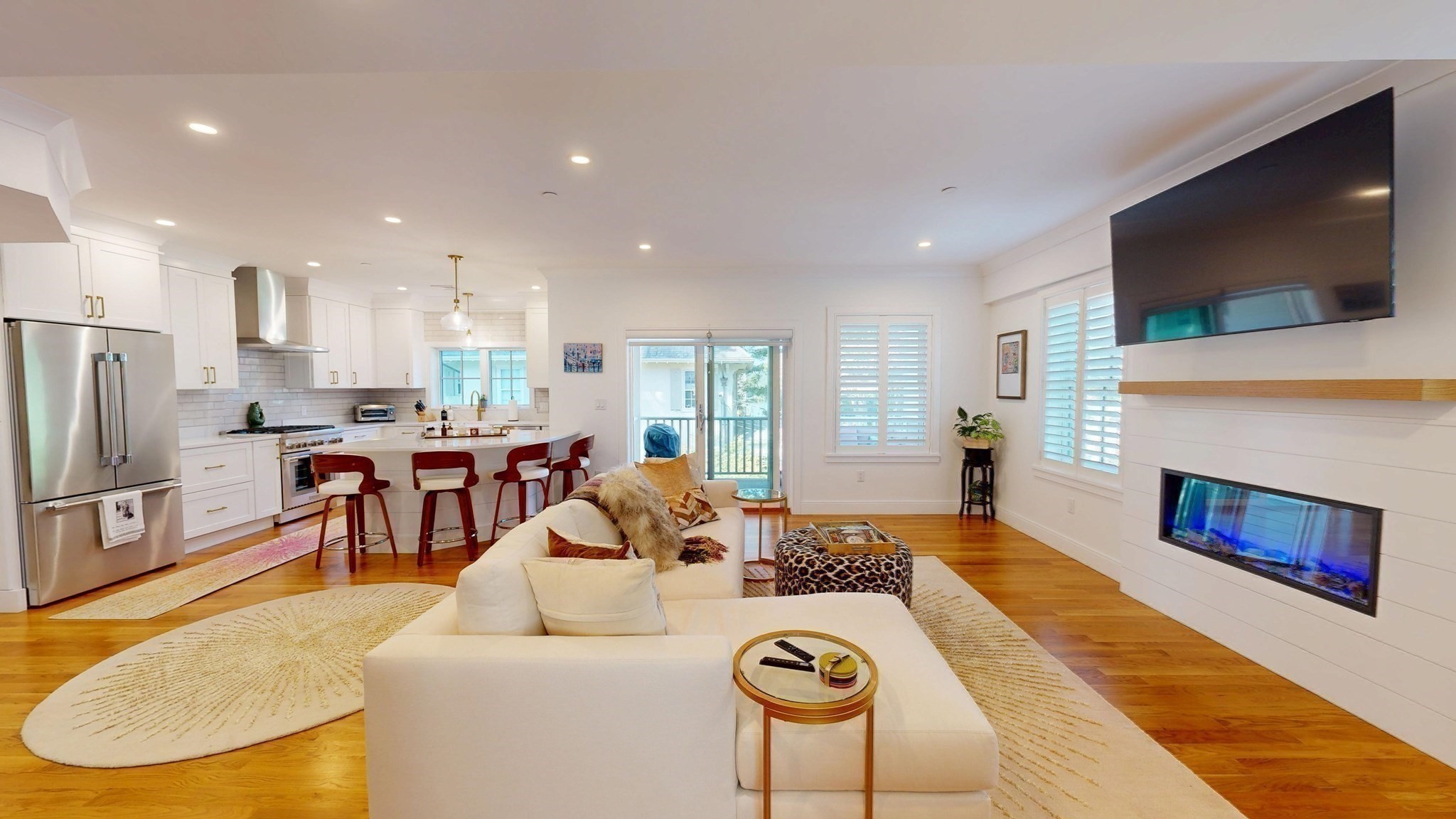 20 Lawrence St Unit 2, Wakefield, MA 01880 - Image 3