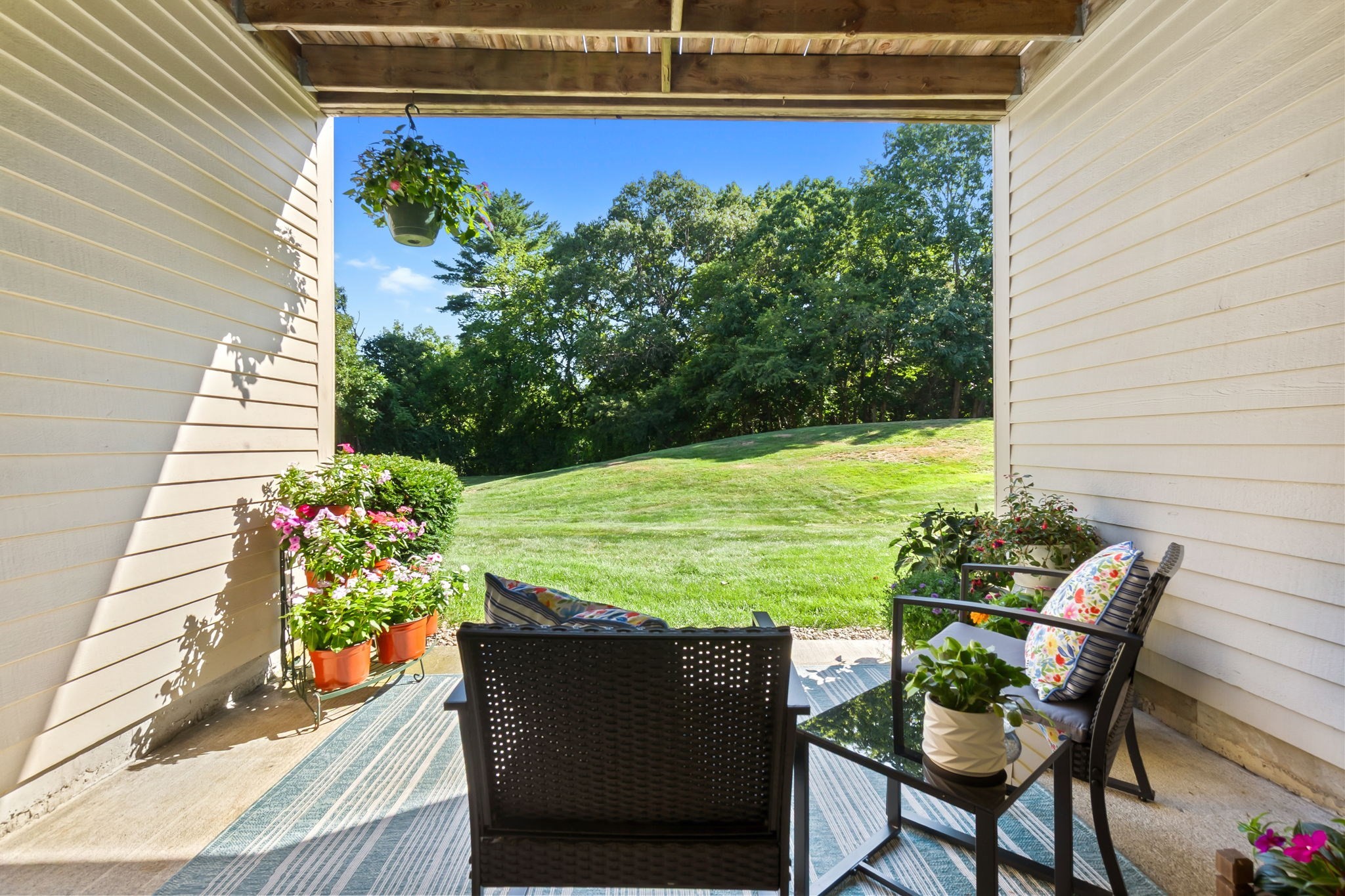 4 Duck Pond Rd Unit 206, Beverly, MA 01915