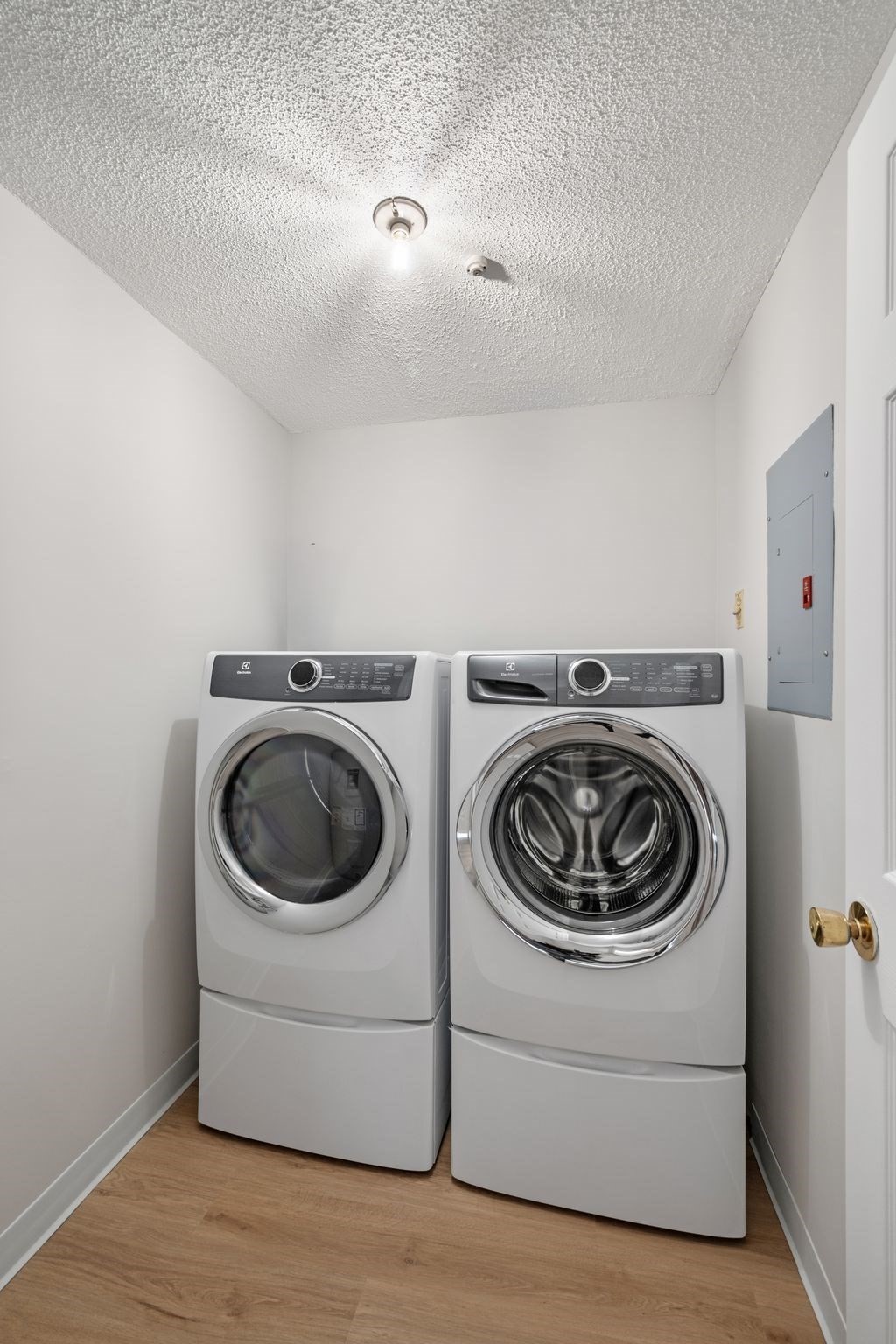 12 Ledgewood Way Unit 16, Peabody, MA 01960 - Image 19