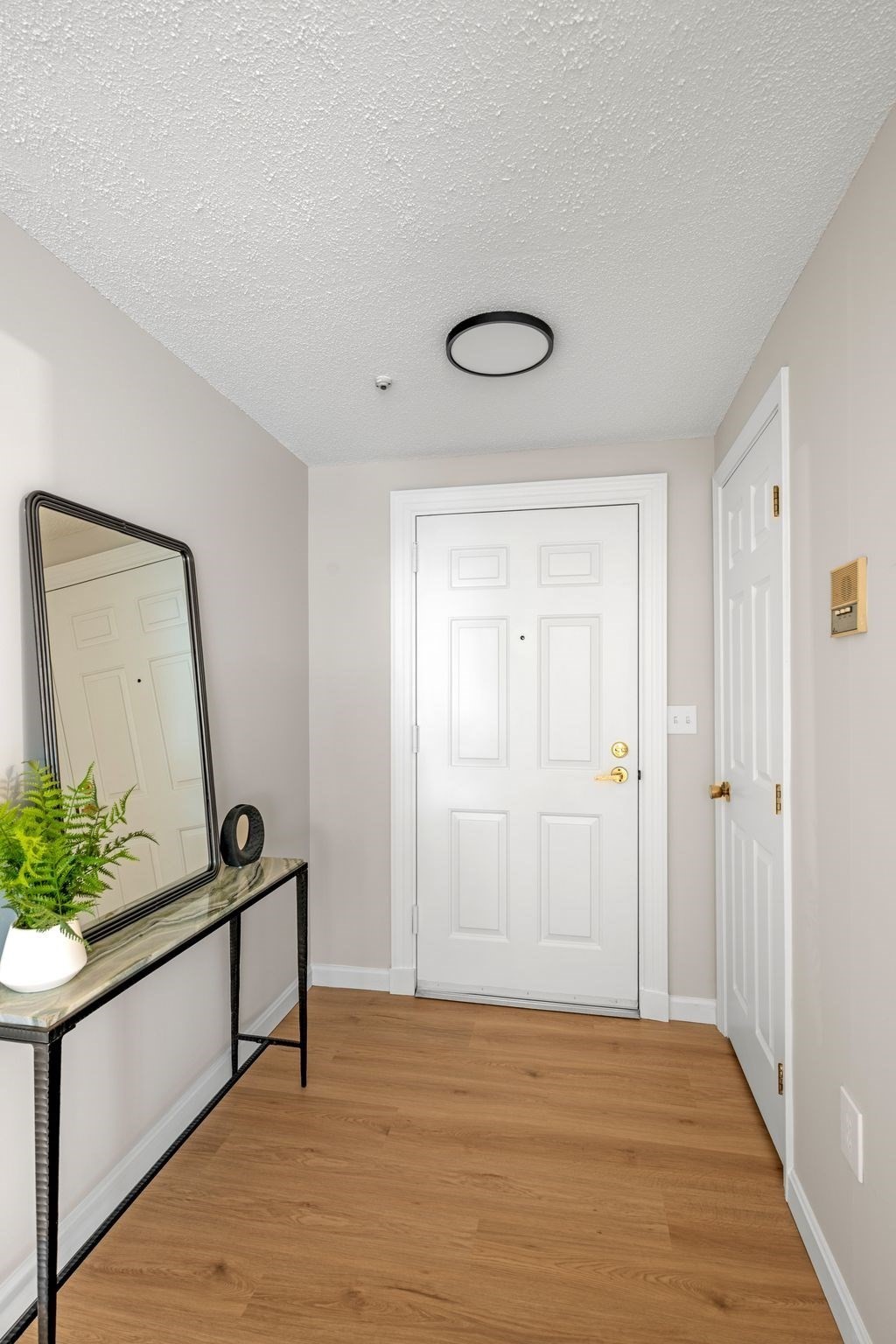 12 Ledgewood Way Unit 16, Peabody, MA 01960 - Image 3