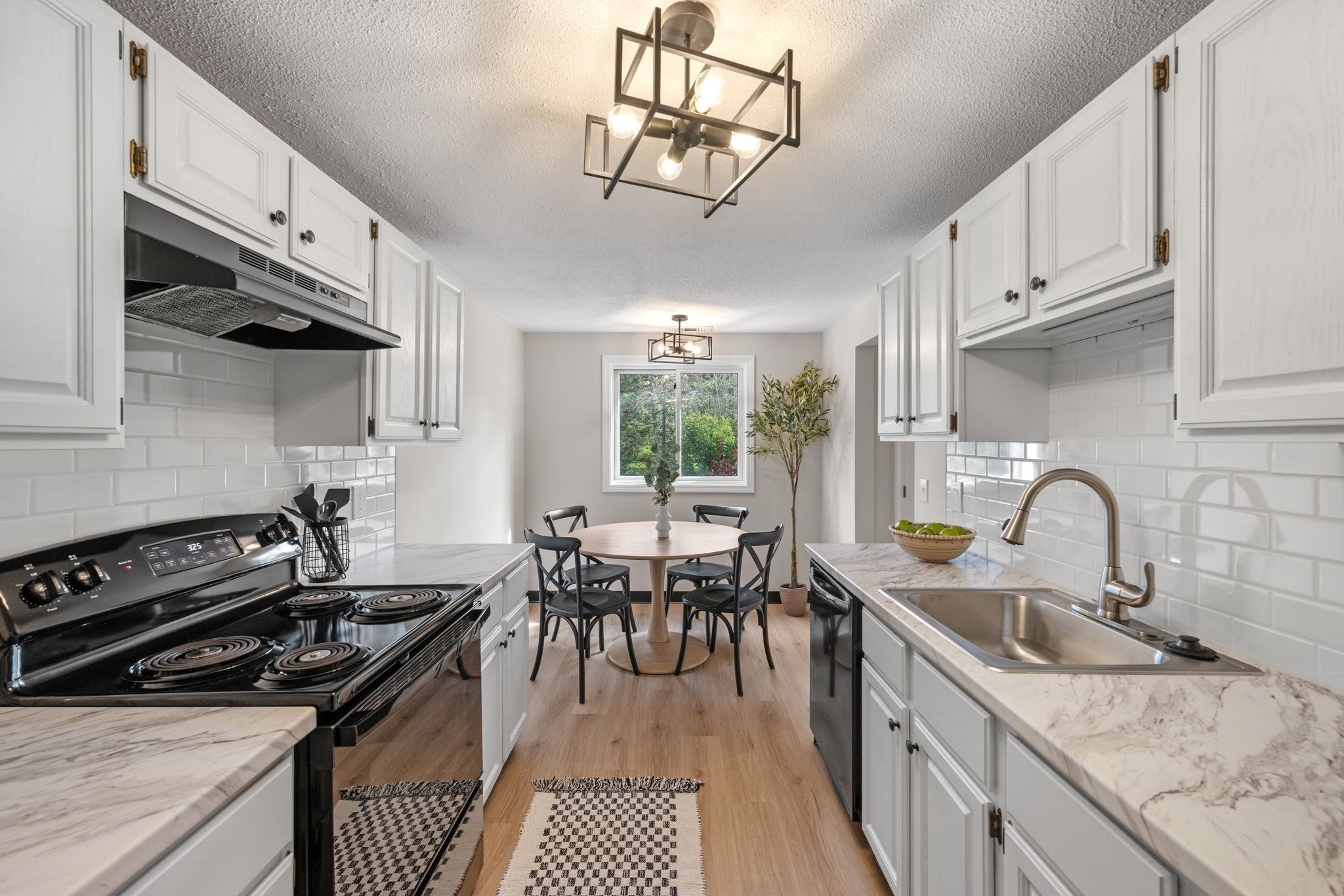 12 Ledgewood Way Unit 16, Peabody, MA 01960 - Image 9