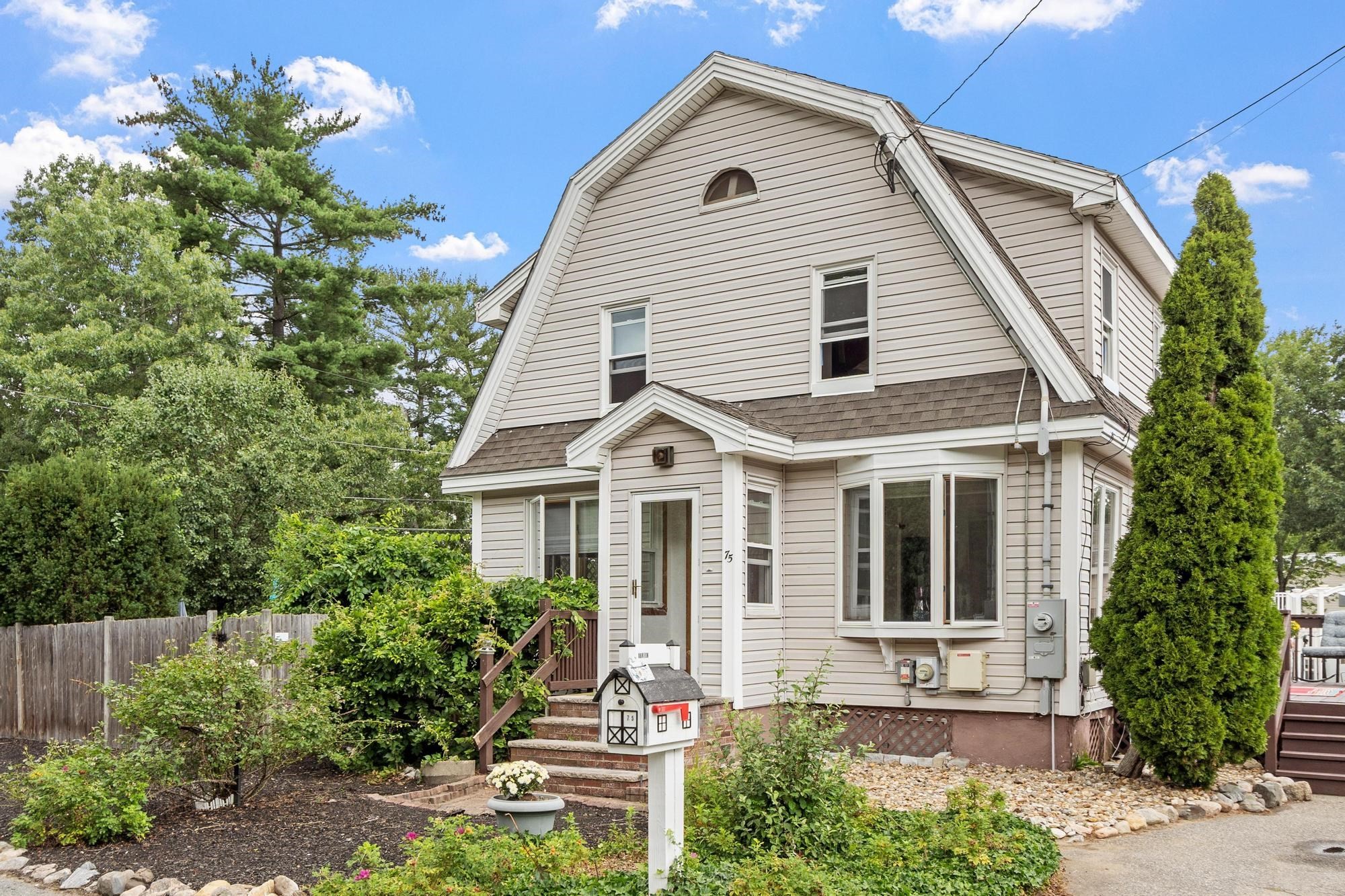 75 Maple Road, Tewksbury, MA 01876