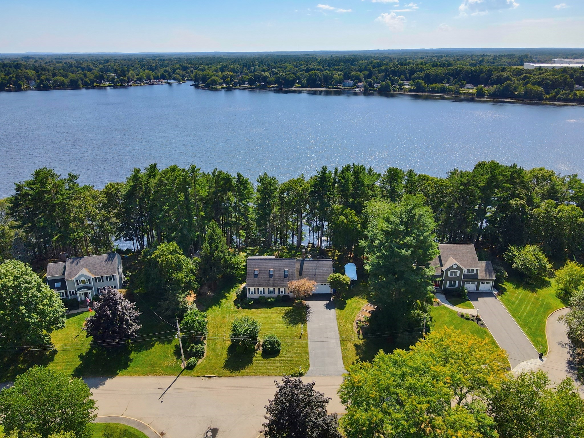 150 Lake Ridge Dr, Taunton, MA 02780