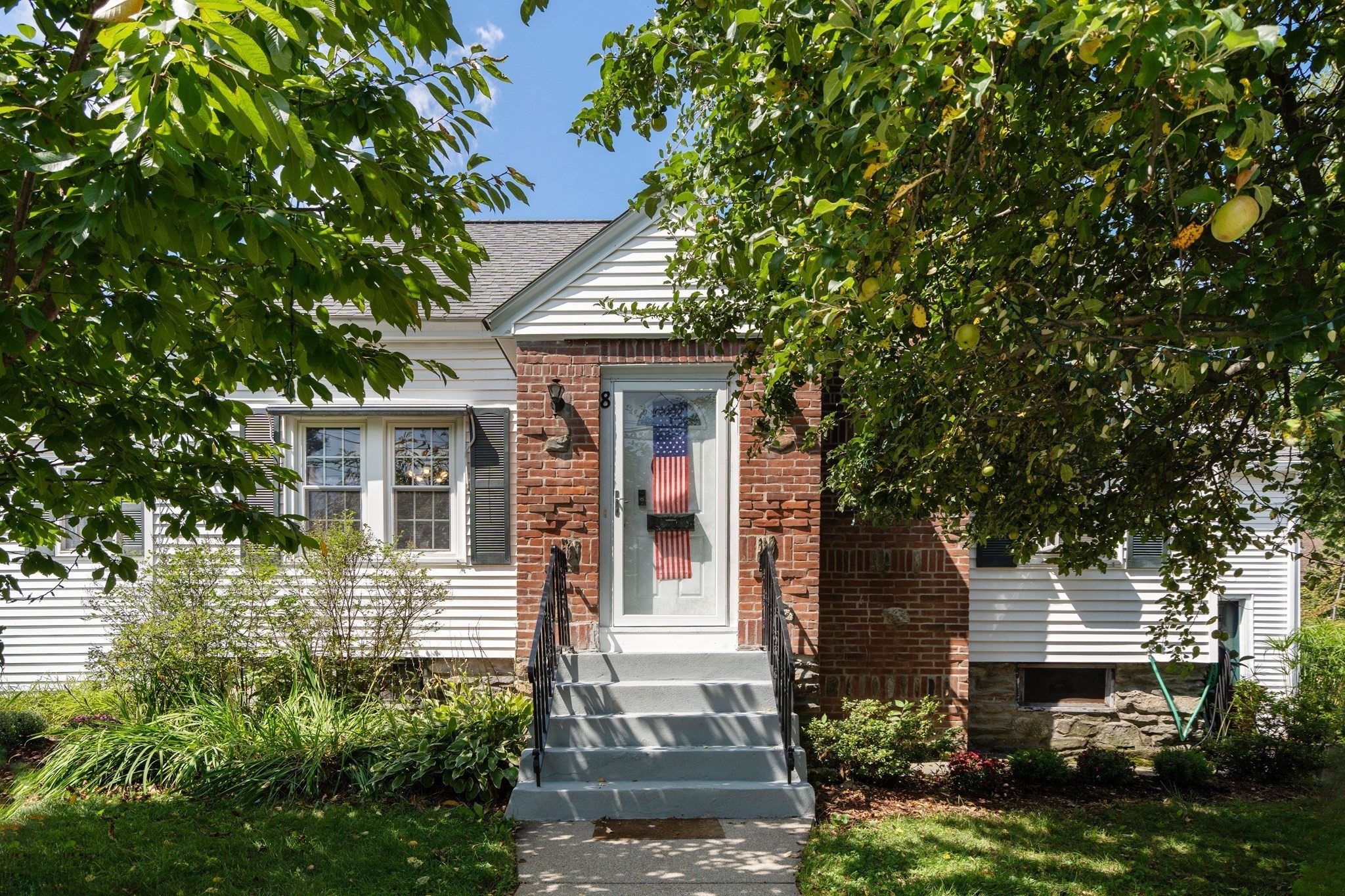 8 Cardinal, Worcester, MA 01602