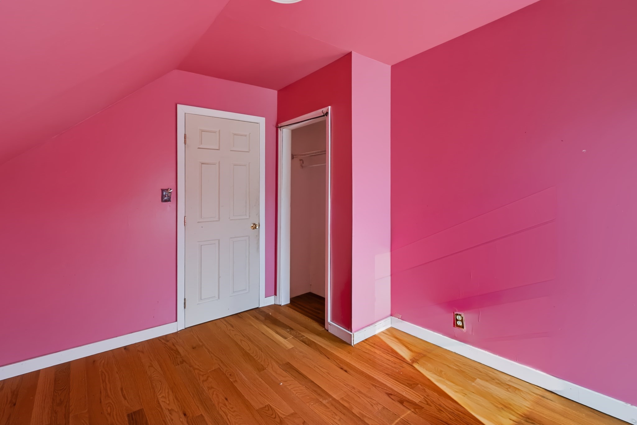 112 Quebec St, Lowell, MA 01852 - Image 22