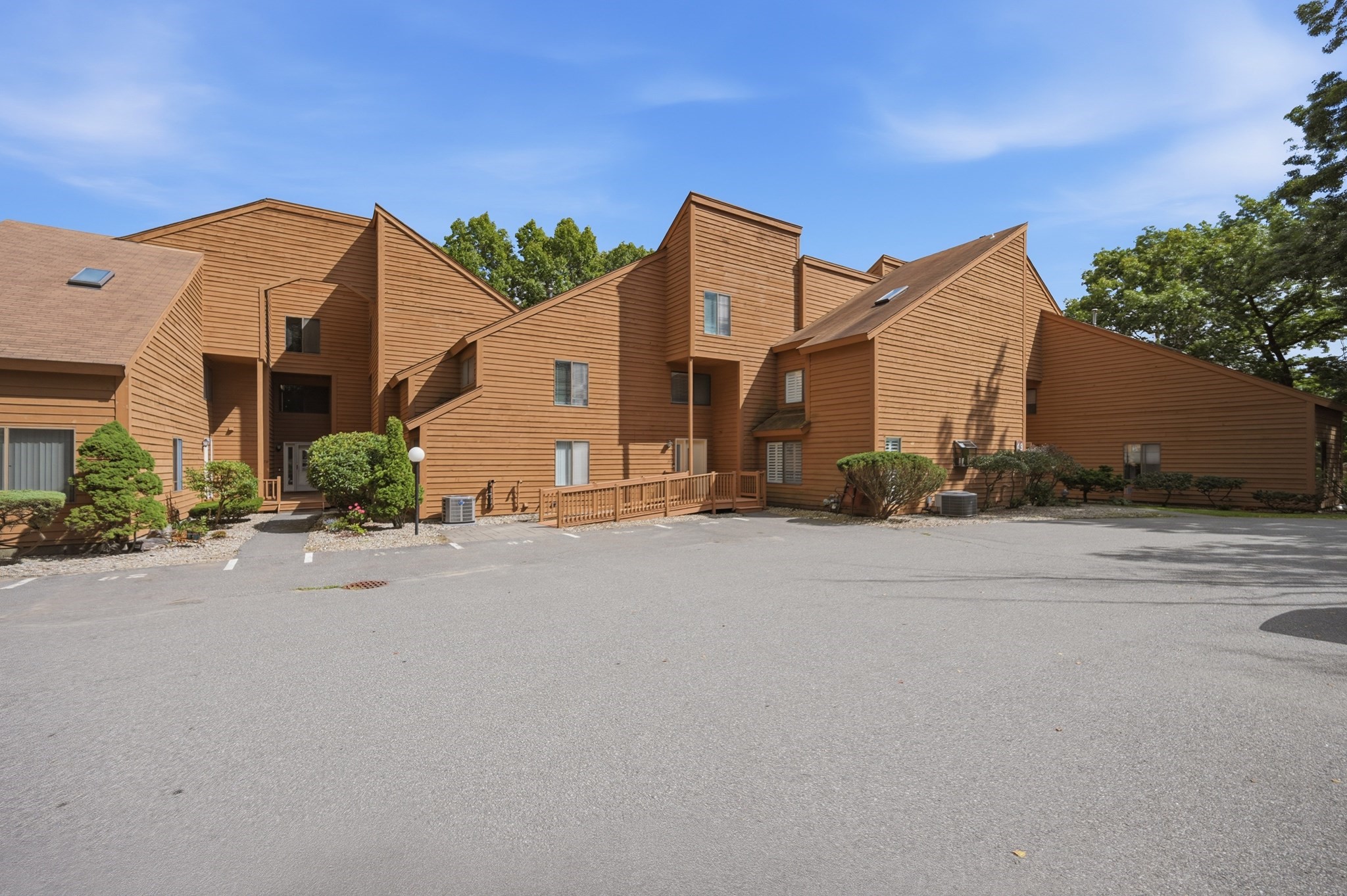 84 Perkins Ct Unit 84, Haverhill, MA 01832