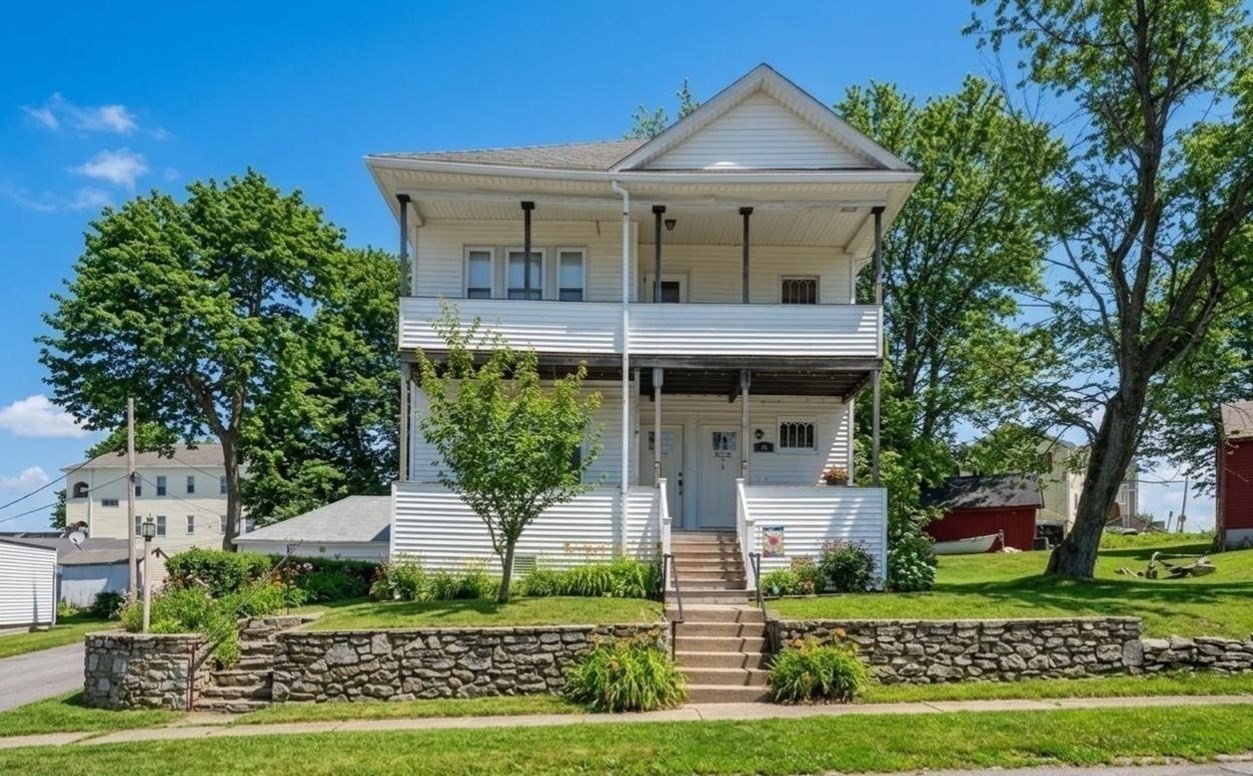 24 Ingleside Avenue, Worcester, MA 01604