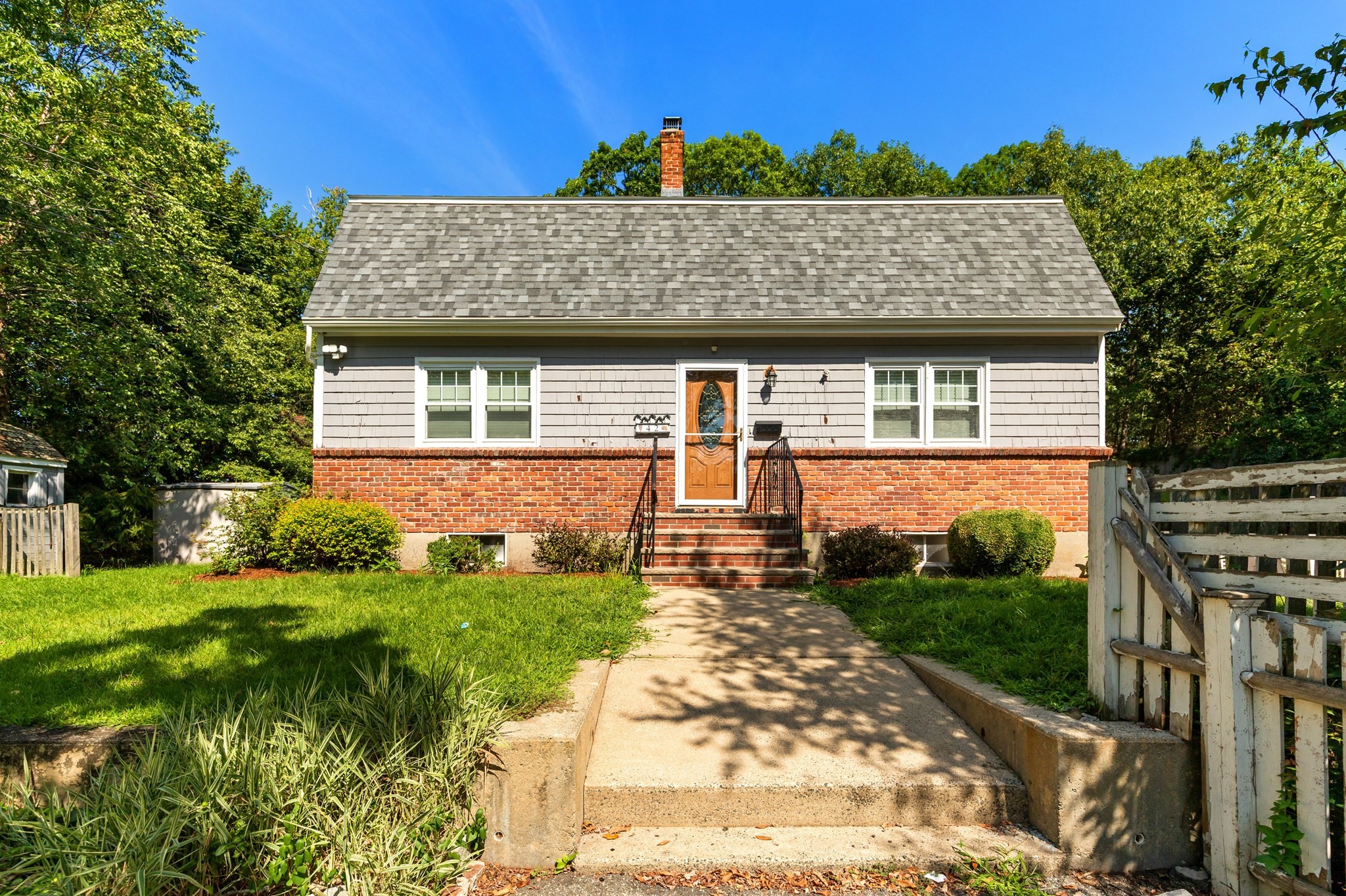 42 Thistle Street, Lynn, MA 01905