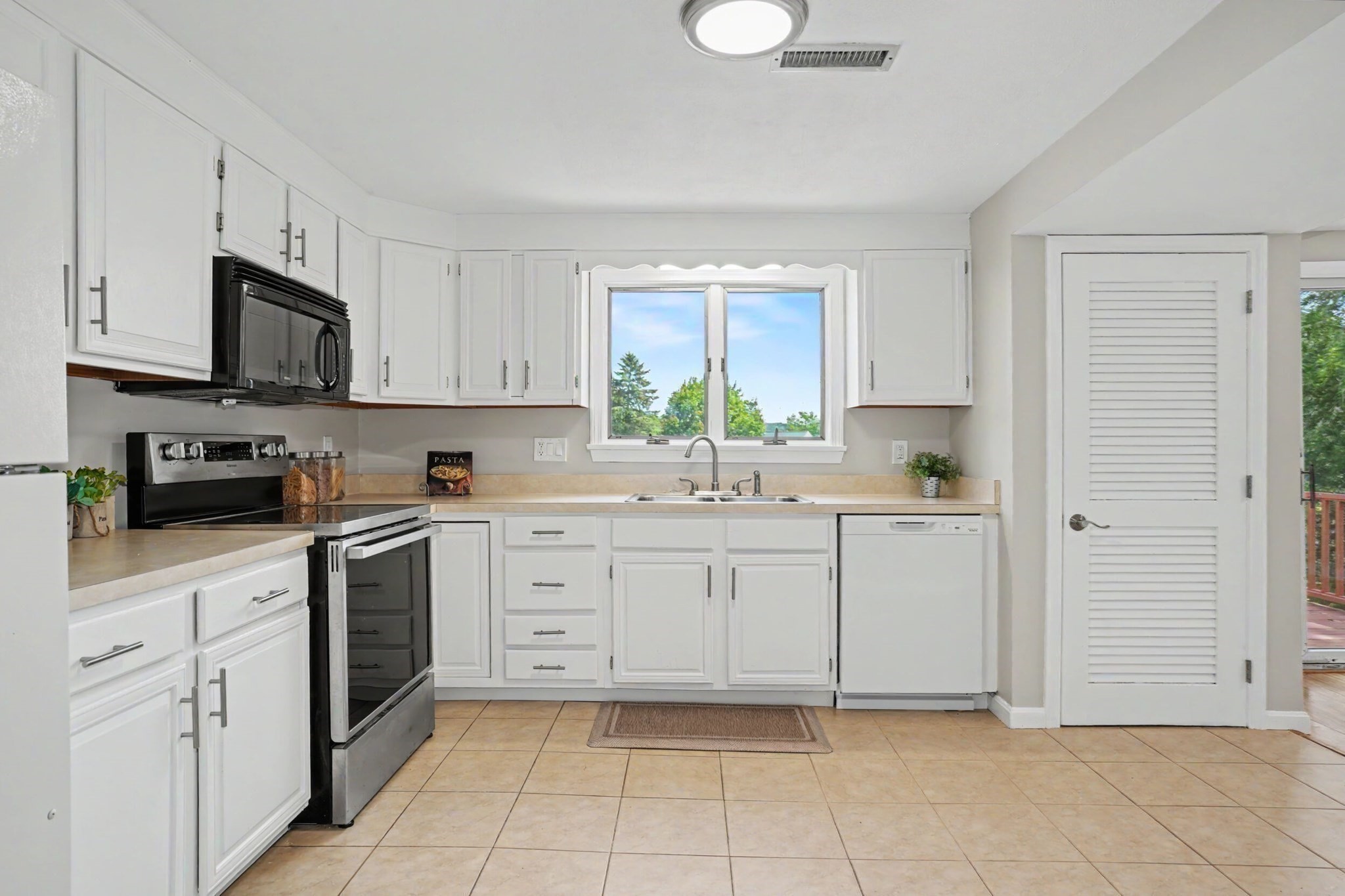 13 Brandee Ln Unit 24, Methuen, MA 01844 - Image 5