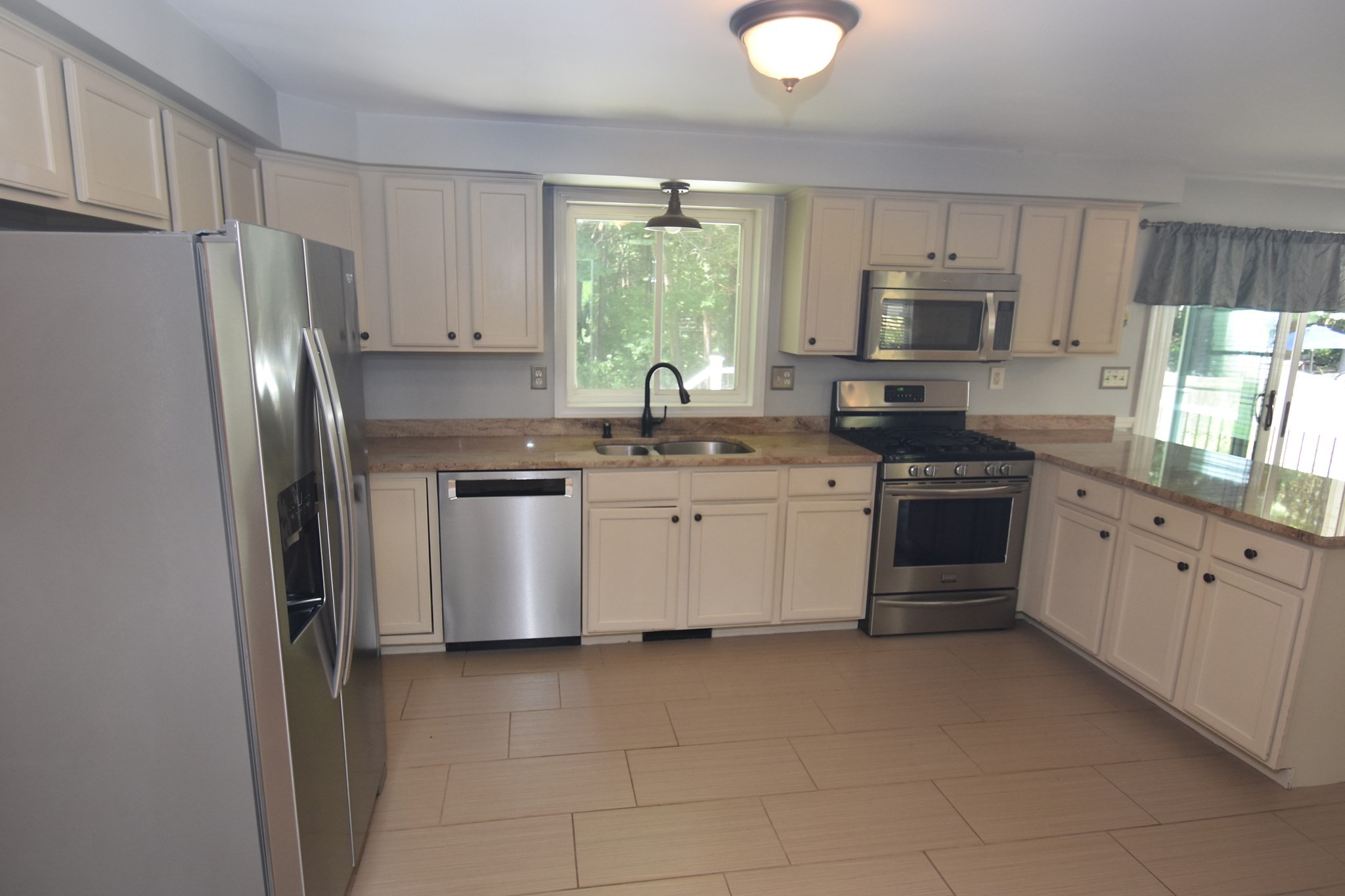 87 Photine Drive, Lowell, MA 01854 - Image 10