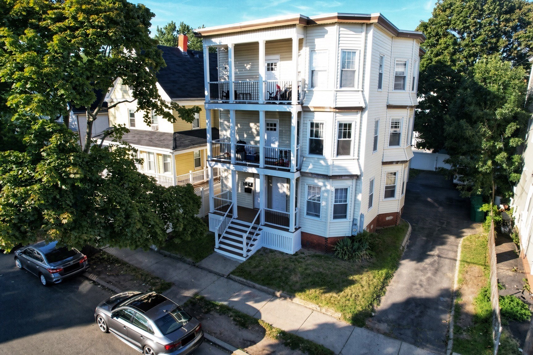 29 Tracy Ave, Lynn, MA 01902