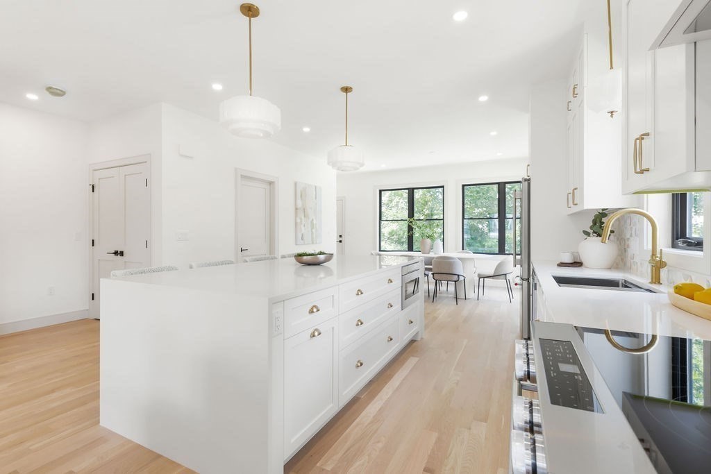28 Howard St Unit 1, Waltham, MA 02451 - Image 3