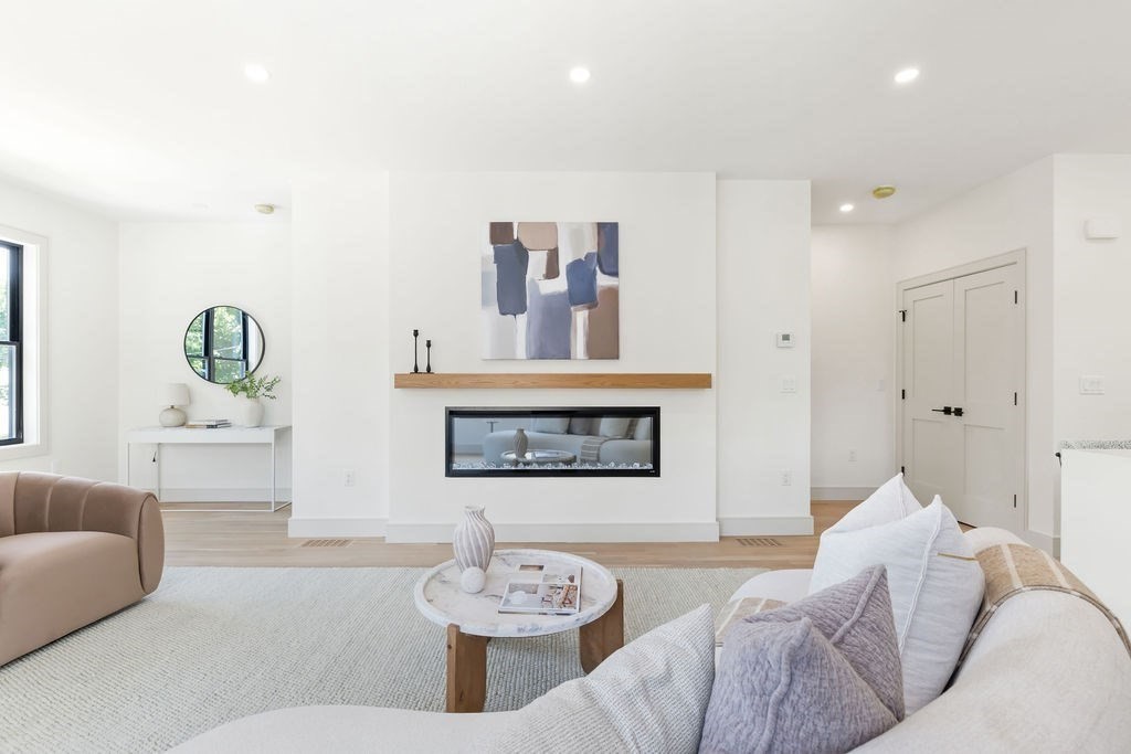 28 Howard St Unit 1, Waltham, MA 02451 - Image 7