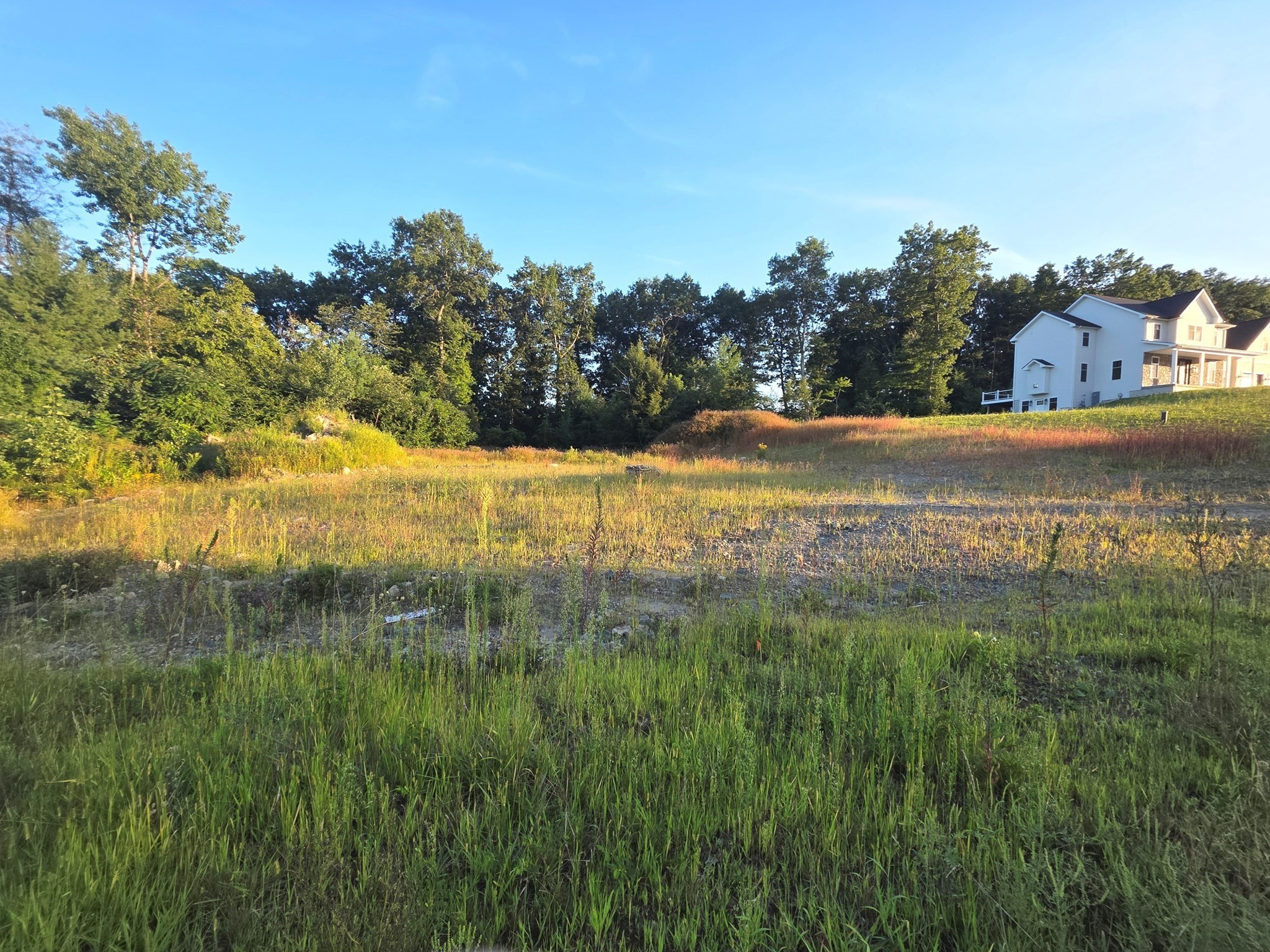 68 Balsam Hill Rd, Ludlow, MA 01056