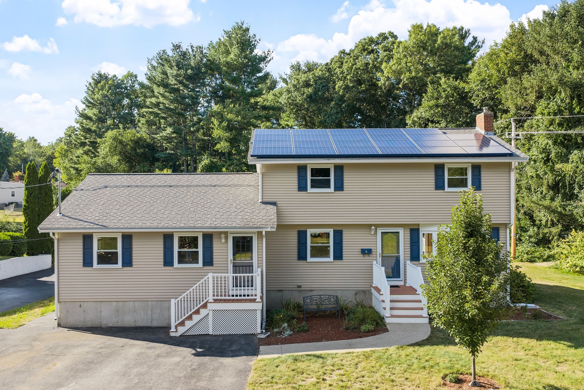 4 Julio Street, Chelmsford, MA 01824