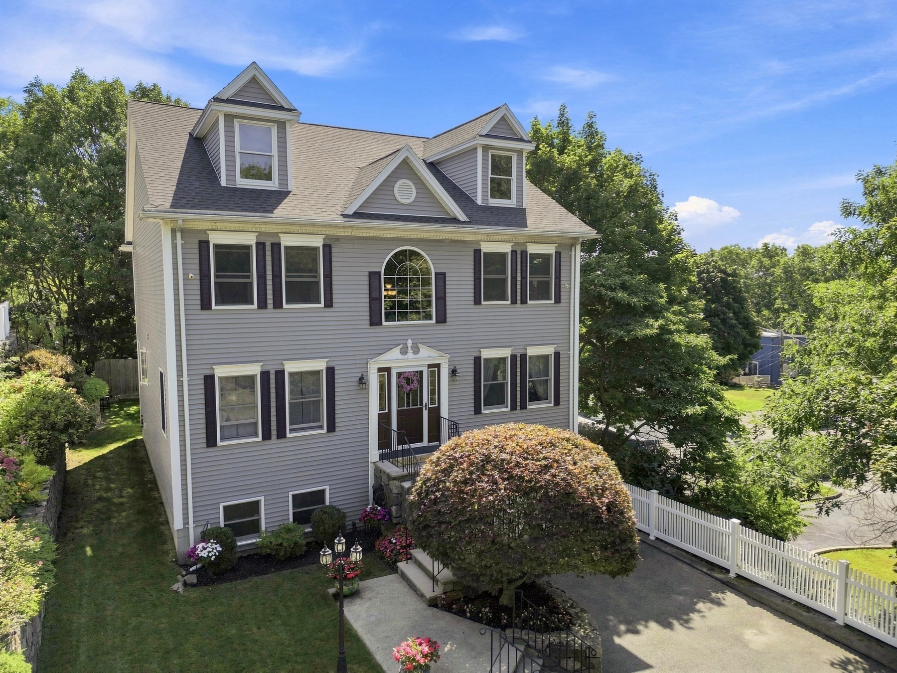 25 Edgehill Road, Swampscott, MA 01907