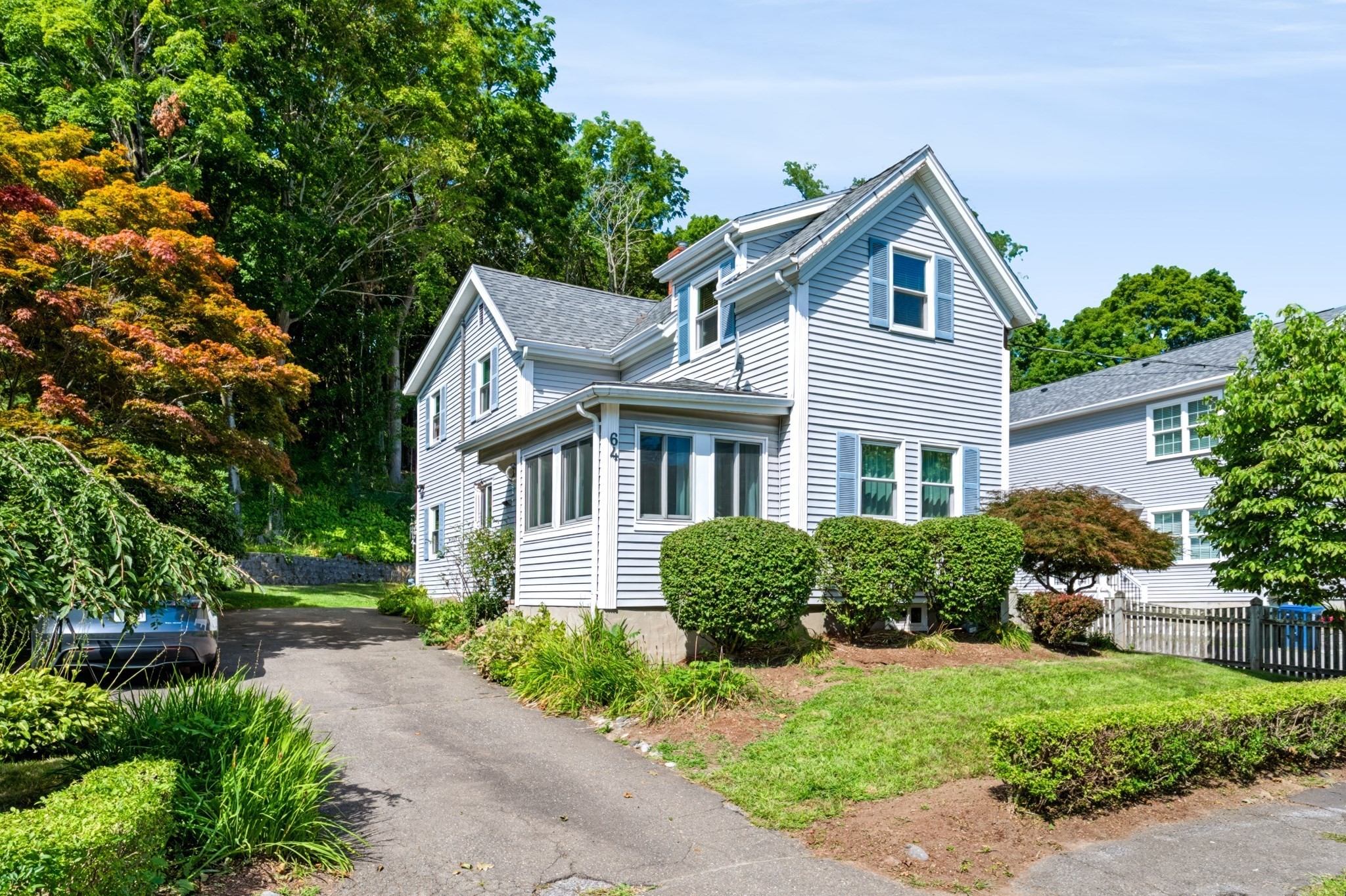 64 Locust St, Danvers, MA 01923