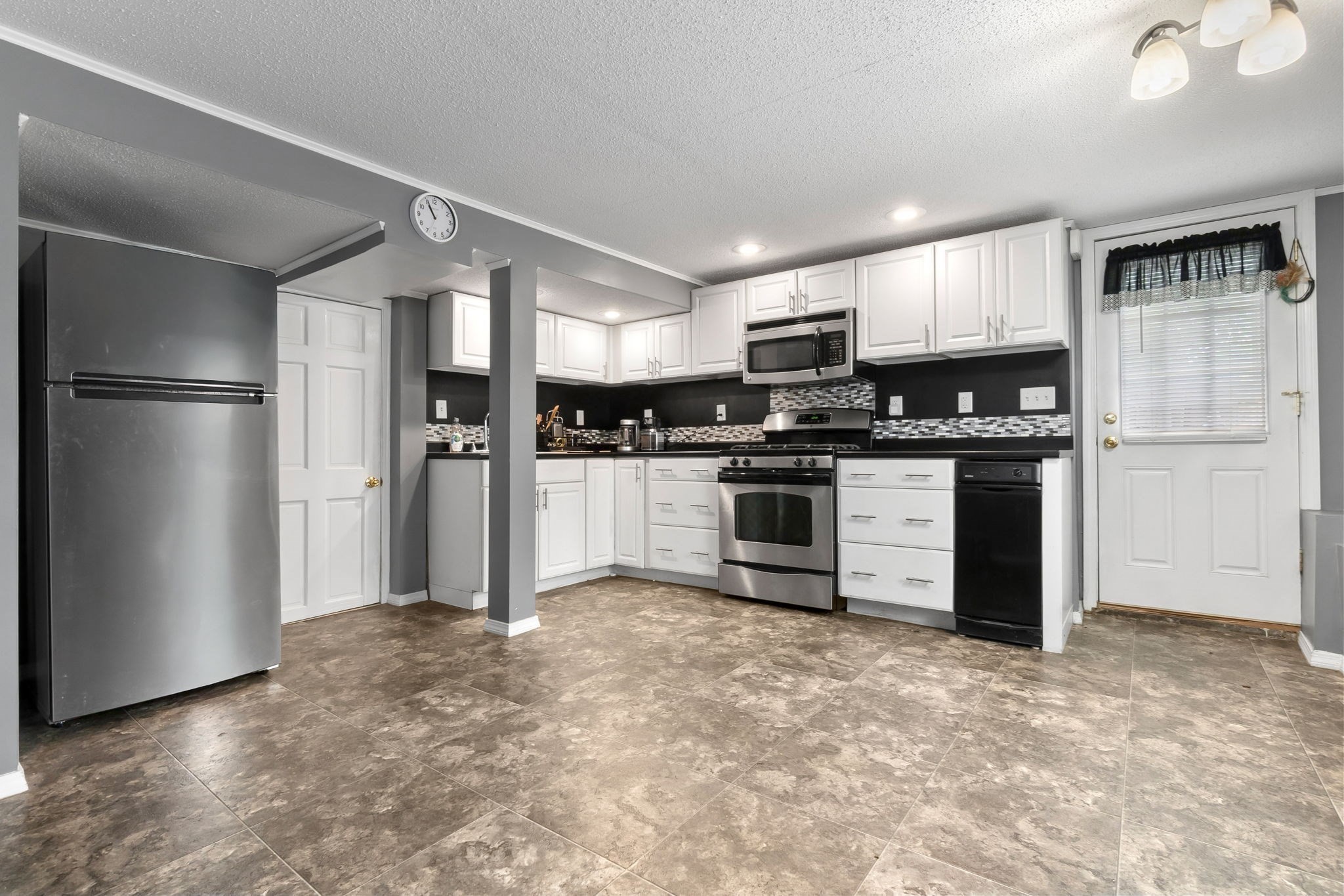 100 Leyden St, East Boston, Boston, MA 02128 - Image 14