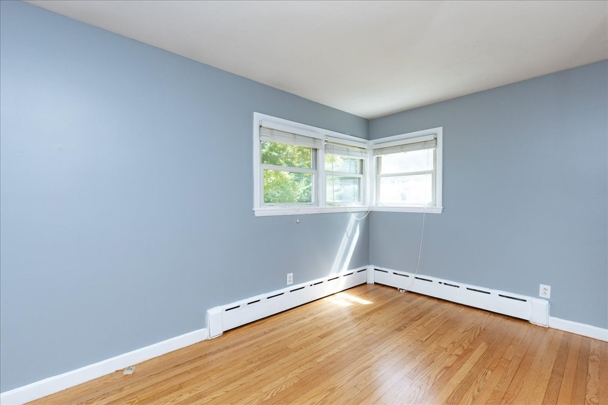 98 Pleasant View St, Methuen, MA 01844 - Image 17