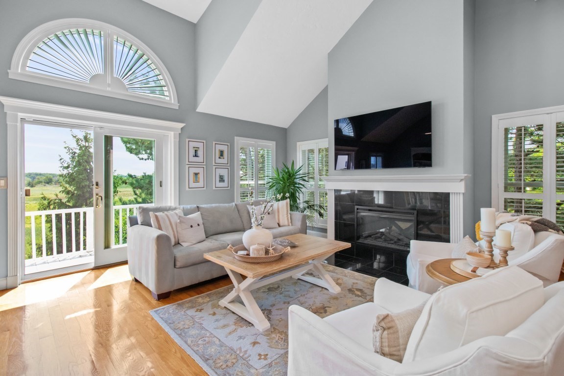 1 Cutter Ln Unit 1, Quincy, MA 02171