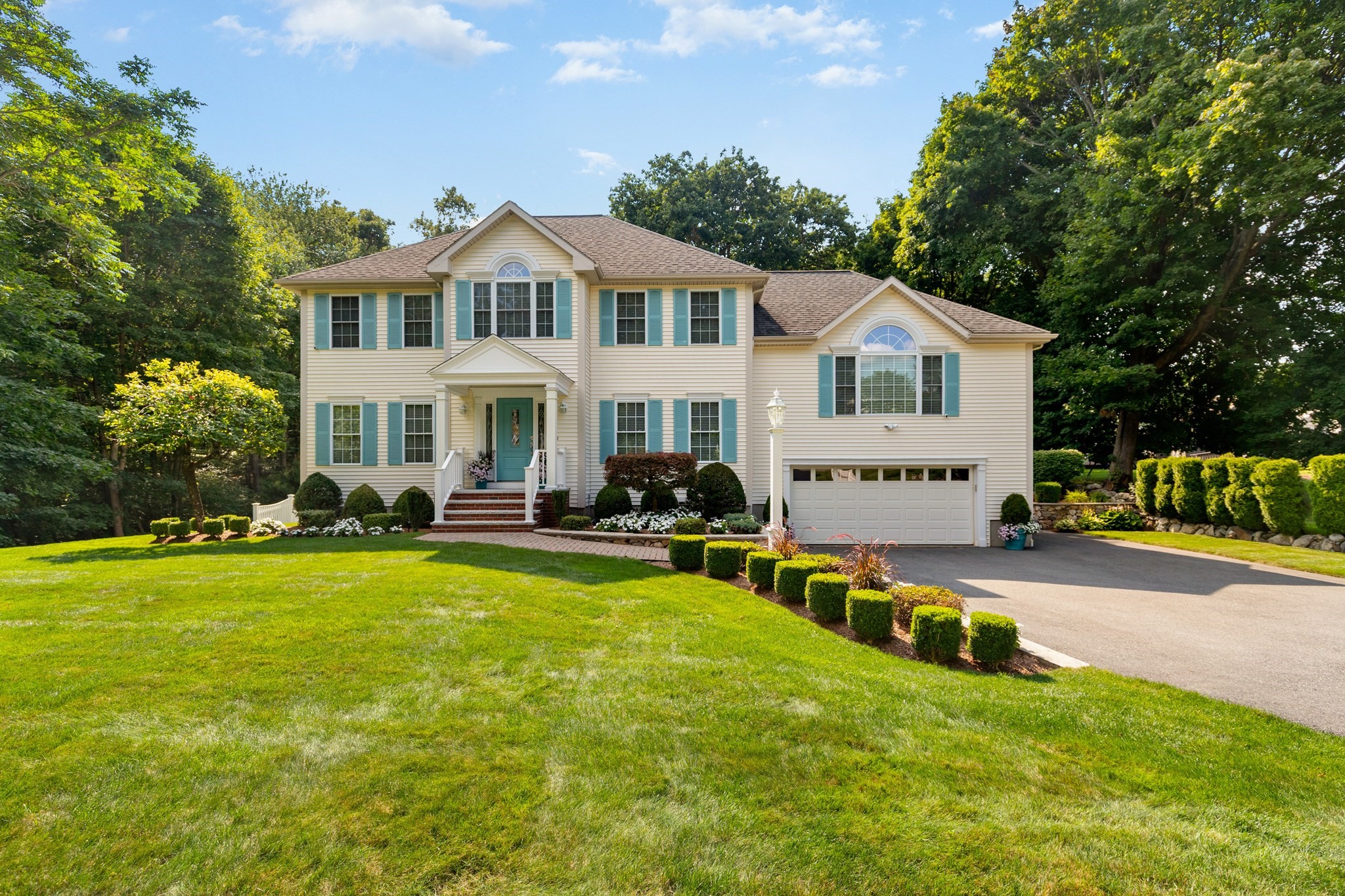 21 Partridge Lane, Wakefield, MA 01880