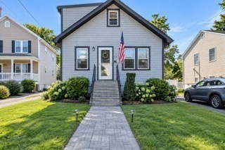 30 Atlas St, Fairhaven, MA 02719