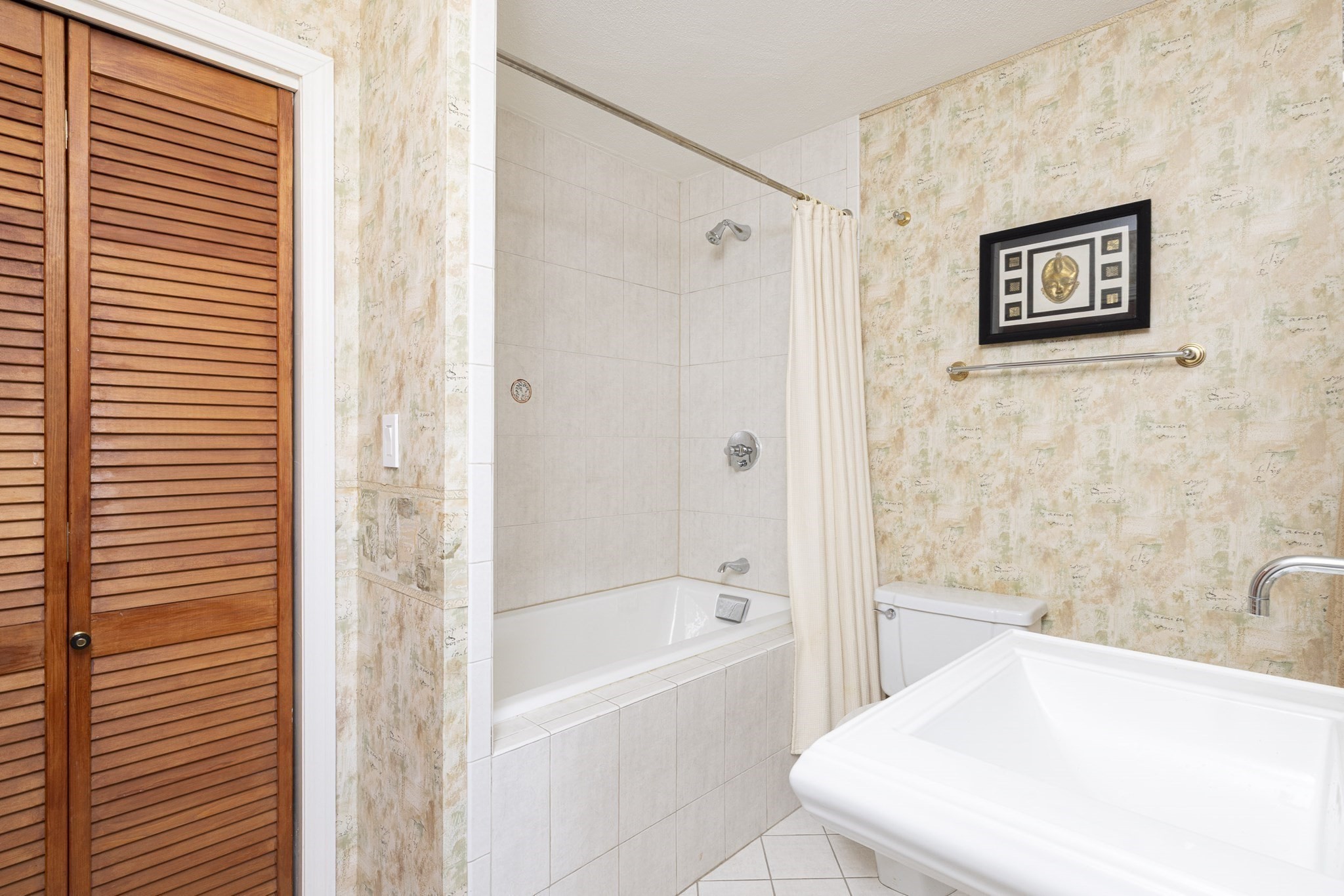 199 Coolidge Avenue Unit 307, Watertown, MA 02472 - Image 15