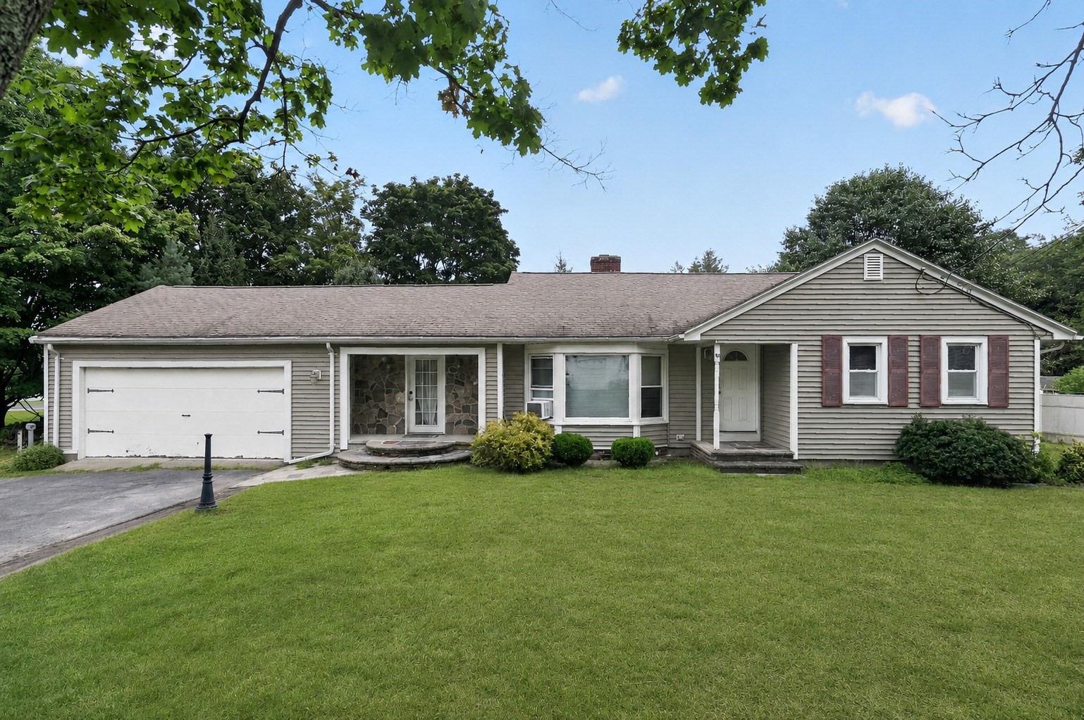 38 Dighton Ave, Taunton, MA 02780