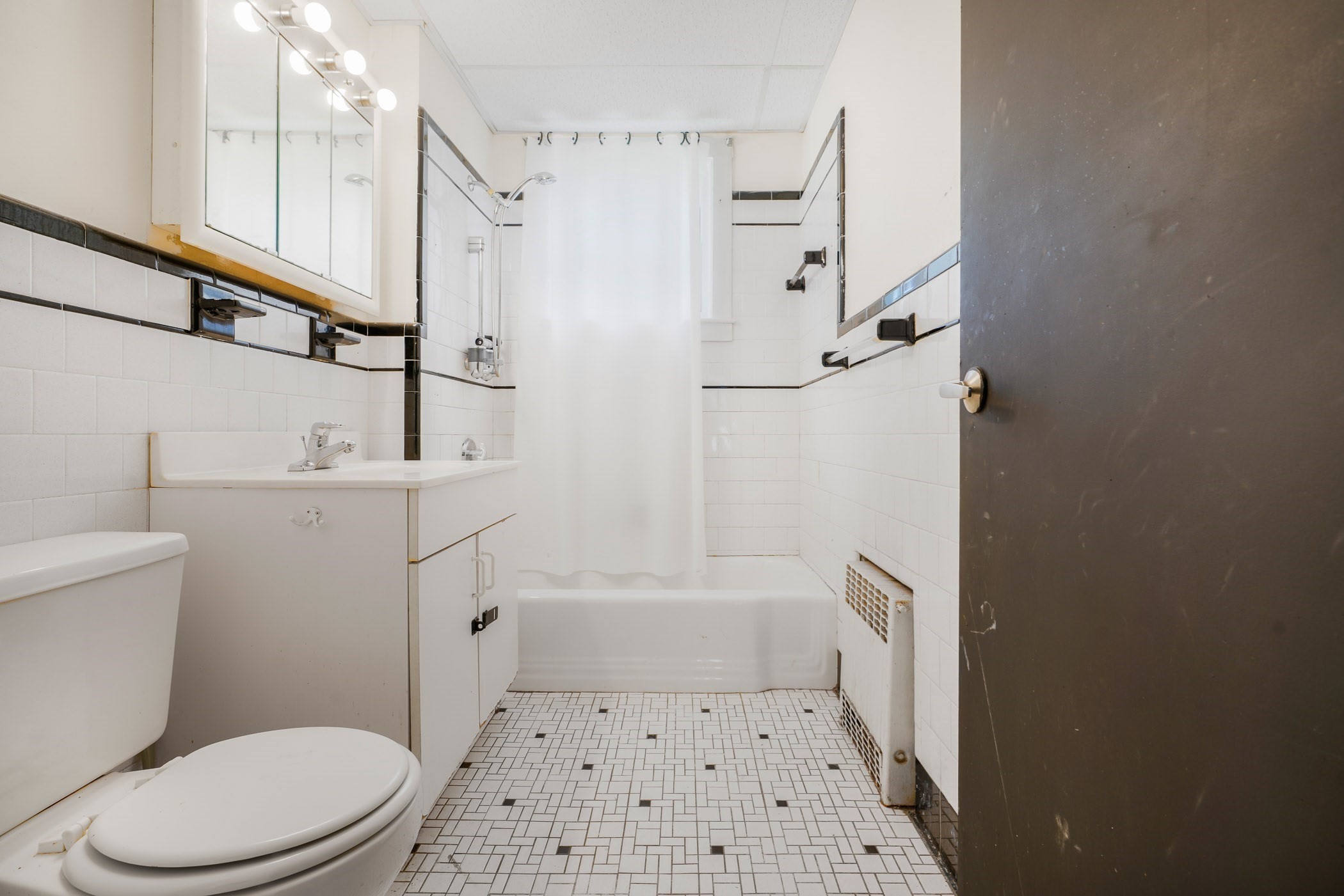 692 Walnut St, Fall River, MA 02720 - Image 12