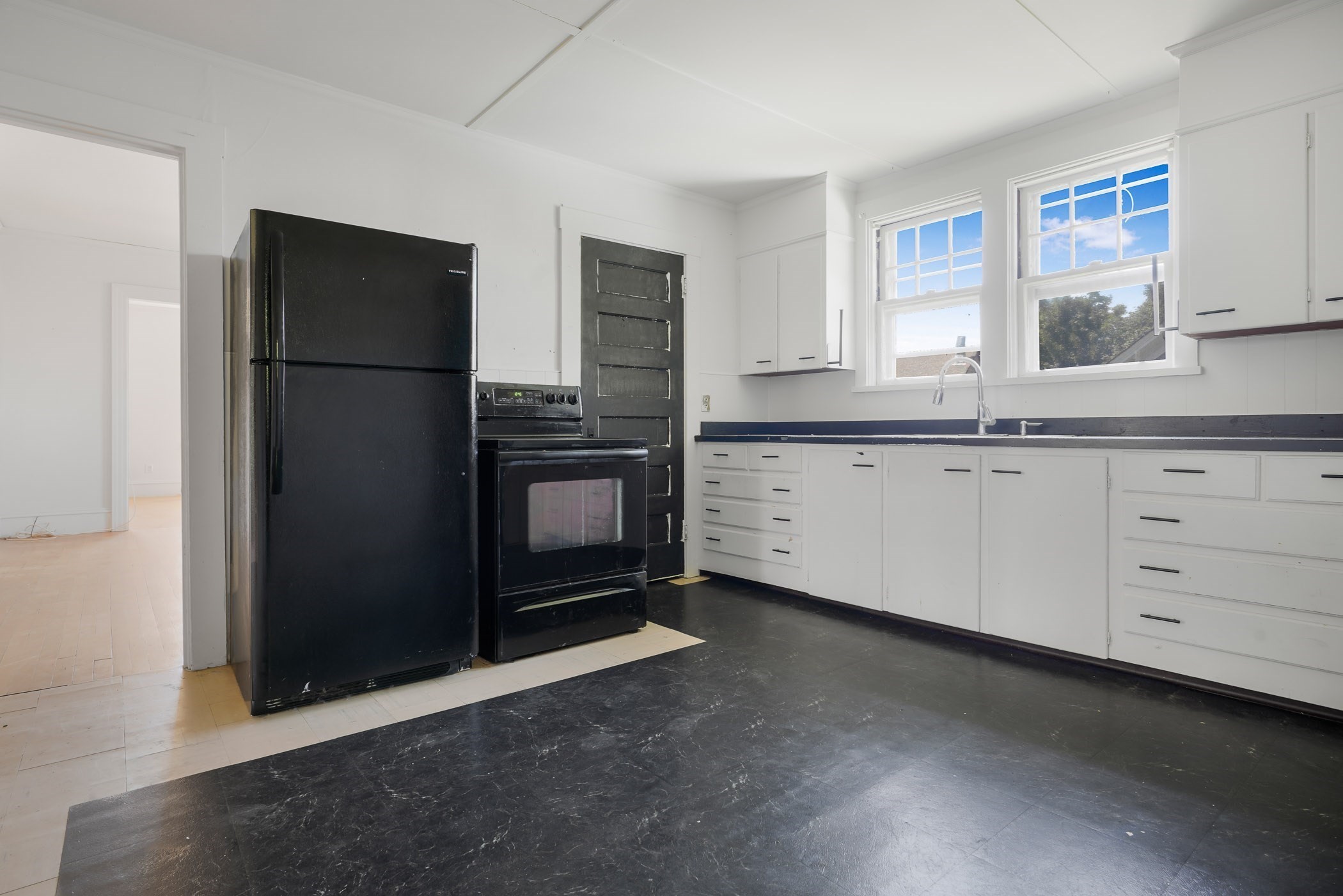 692 Walnut St, Fall River, MA 02720 - Image 22