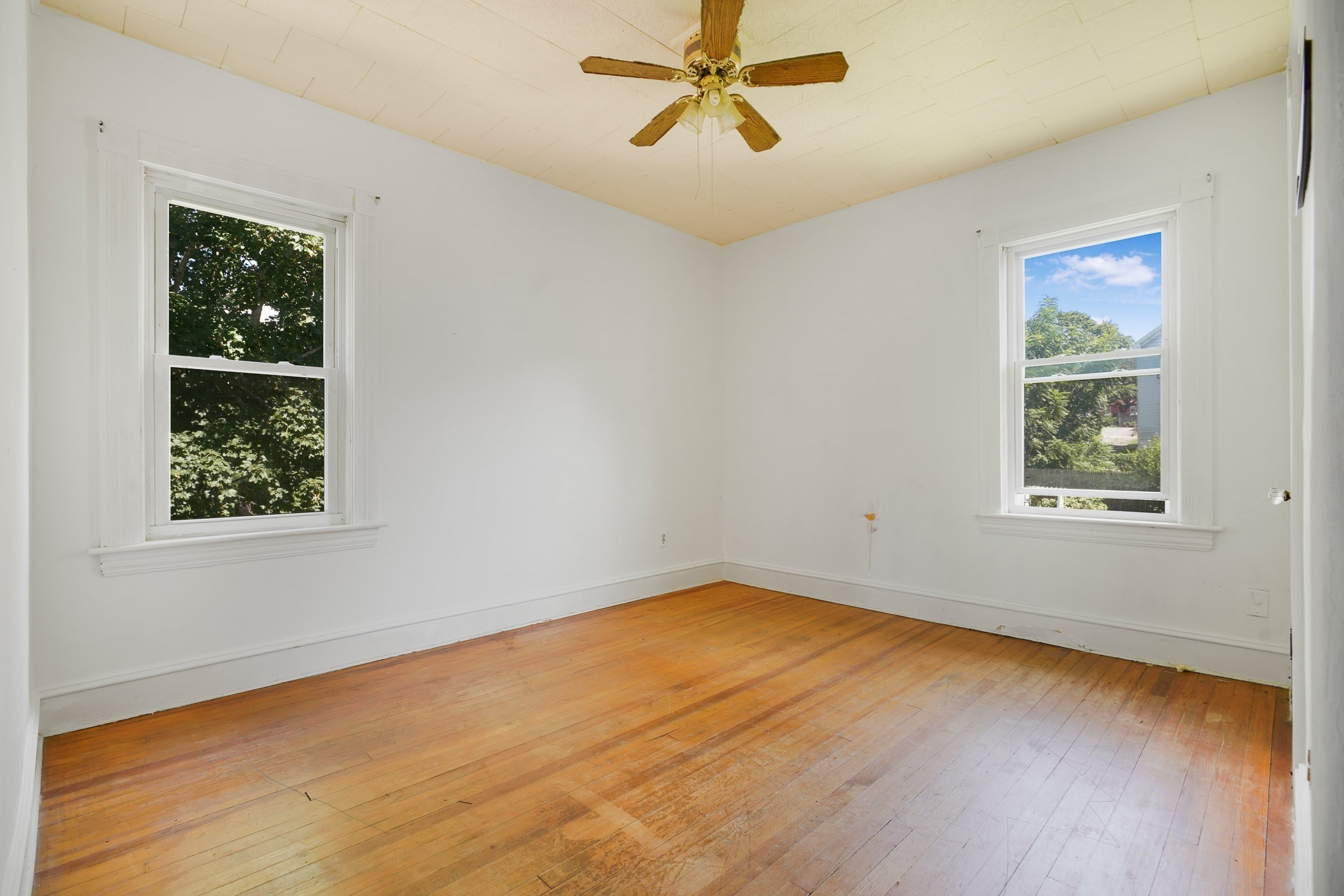 692 Walnut St, Fall River, MA 02720 - Image 24