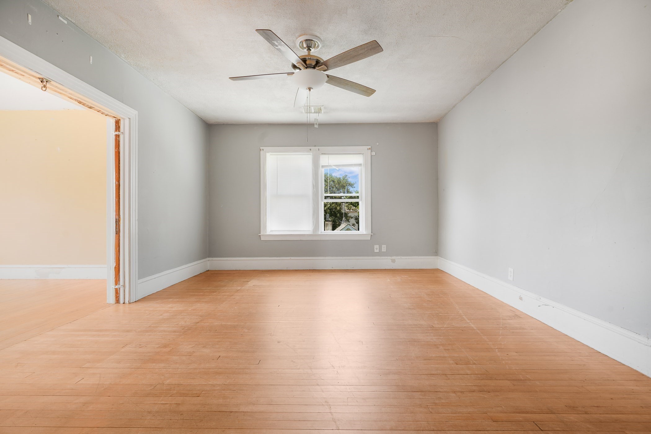 692 Walnut St, Fall River, MA 02720 - Image 27