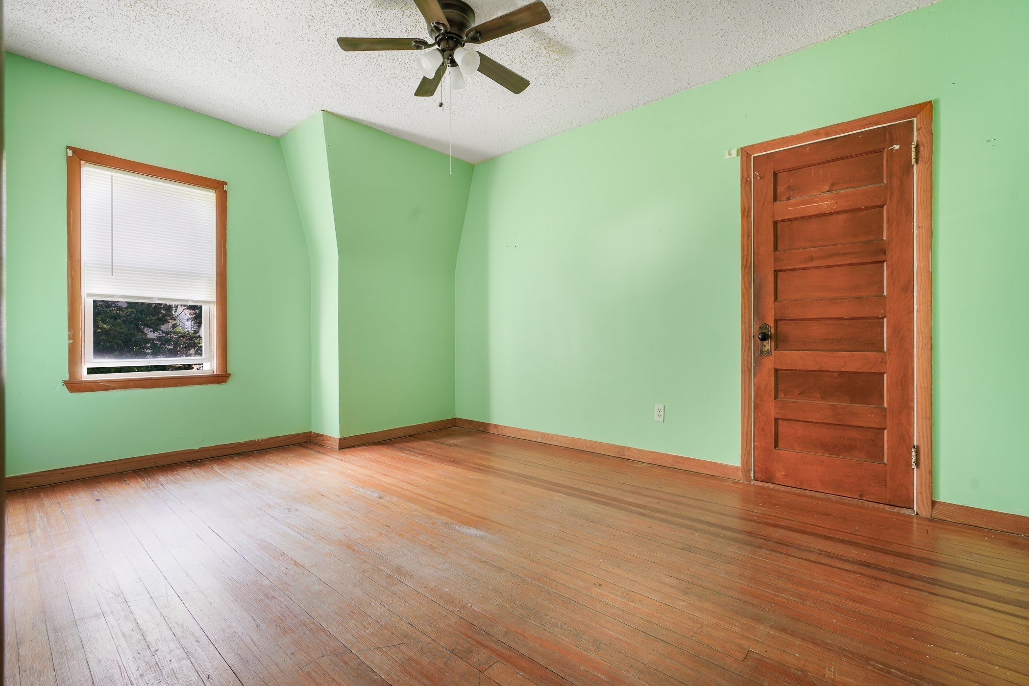 692 Walnut St, Fall River, MA 02720 - Image 28