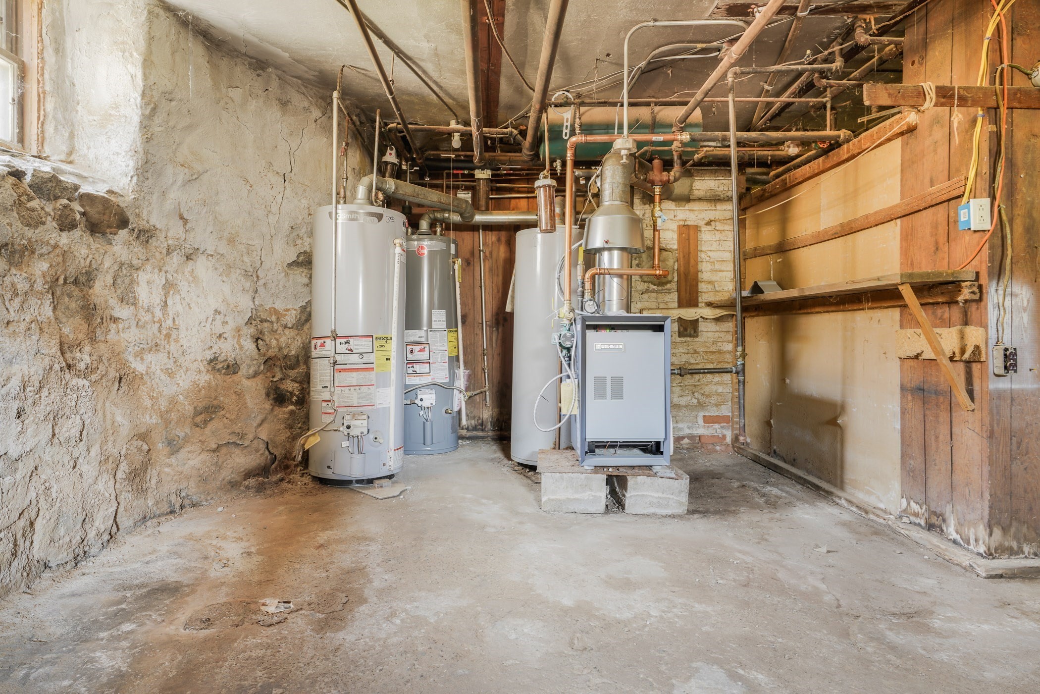 692 Walnut St, Fall River, MA 02720 - Image 33