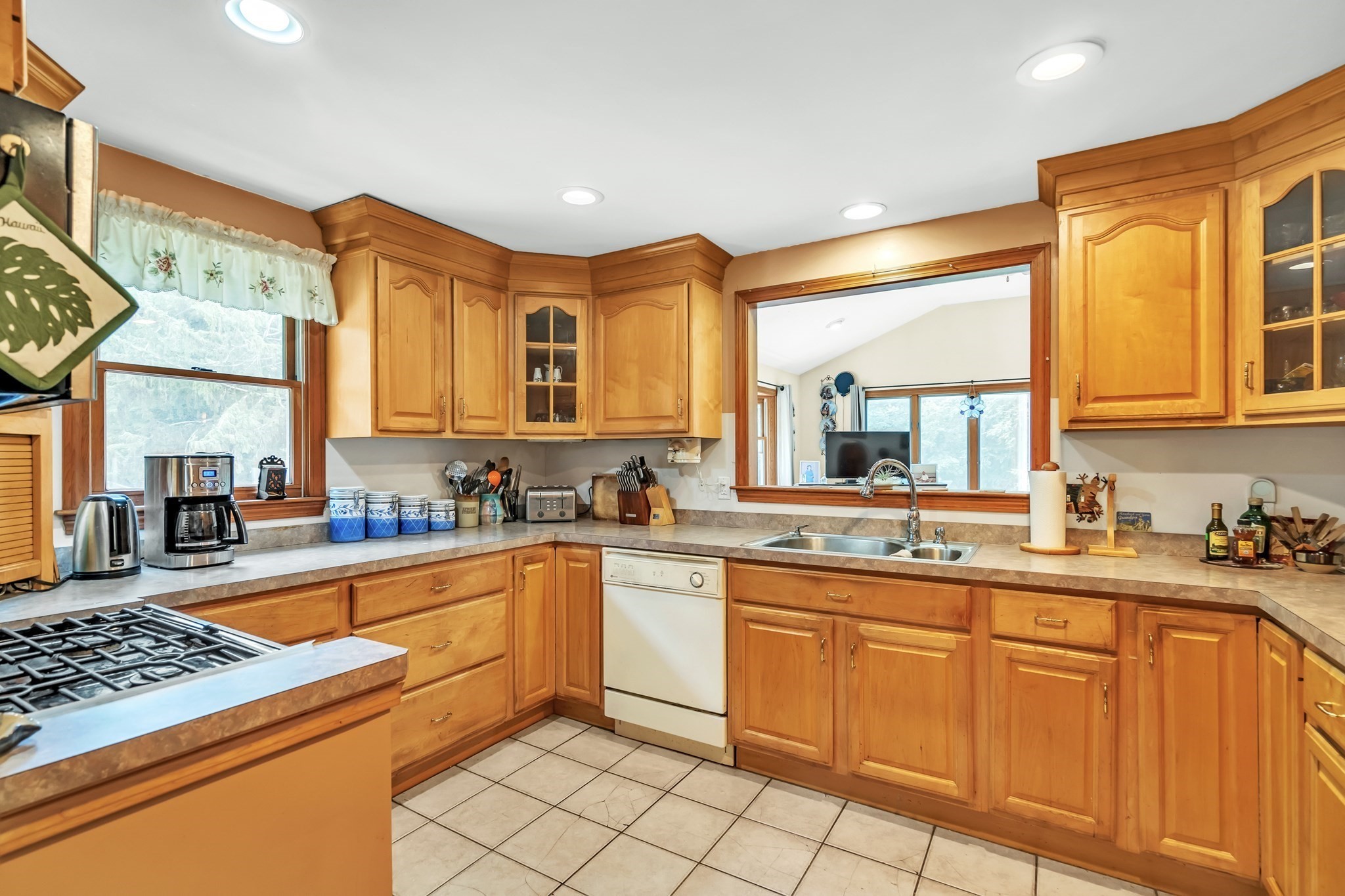 274 Great Road, Stow, MA 01775