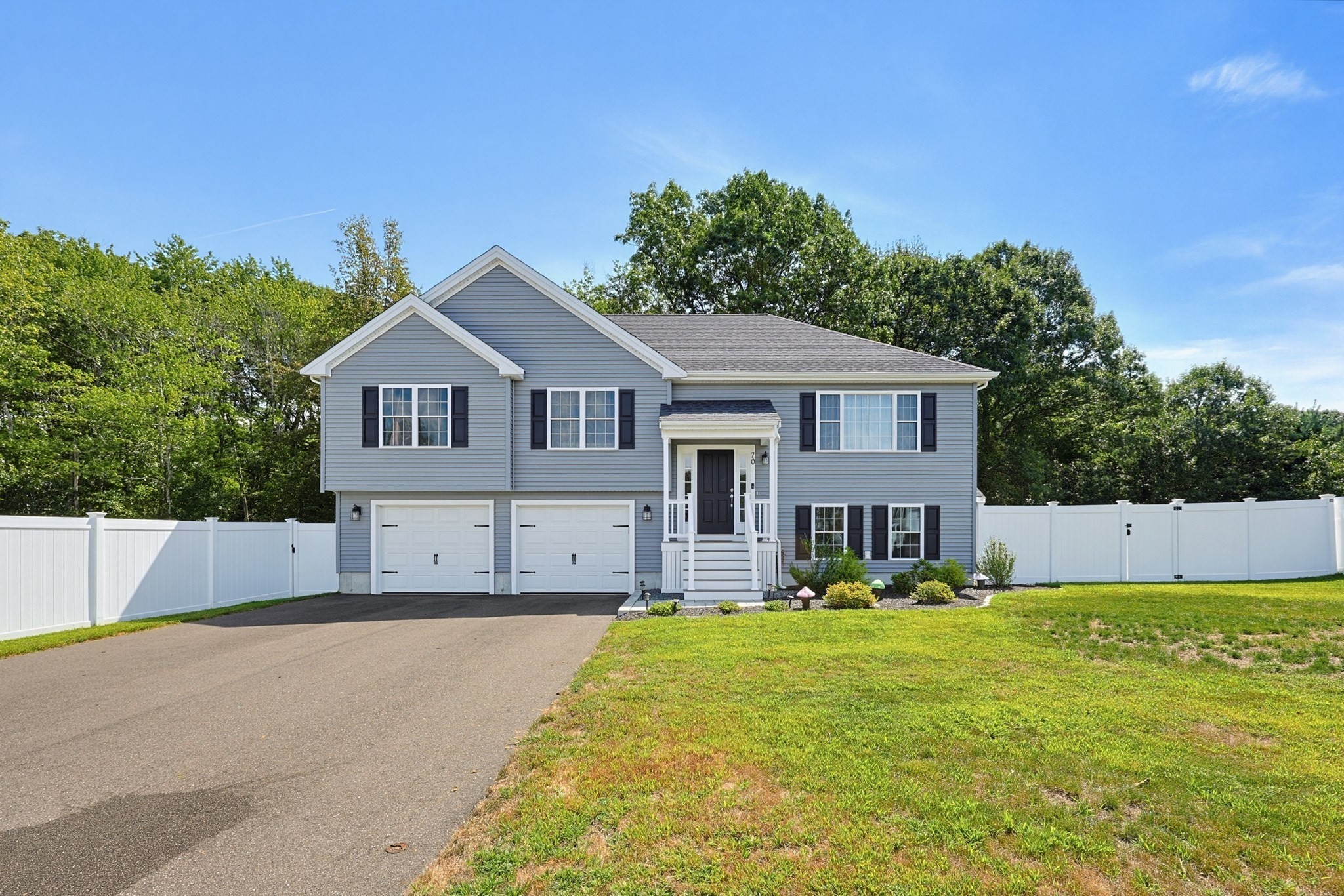 70 Henrietta Way, Taunton, MA 02780