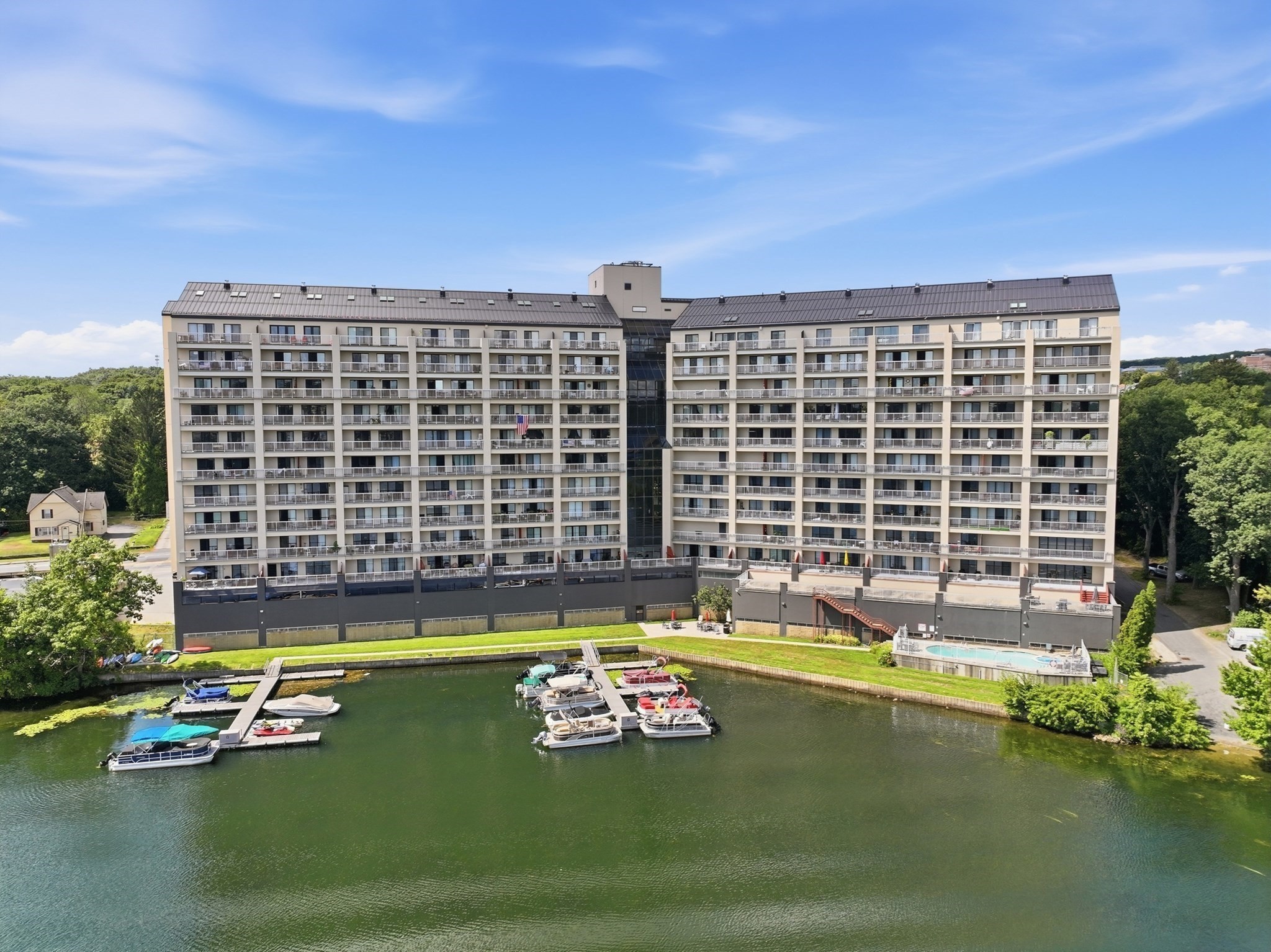 65 Lake Ave Unit 830, Worcester, MA 01604