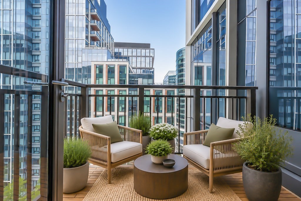 135 Seaport Blvd Unit 1509, Seaport, Boston, MA 02210